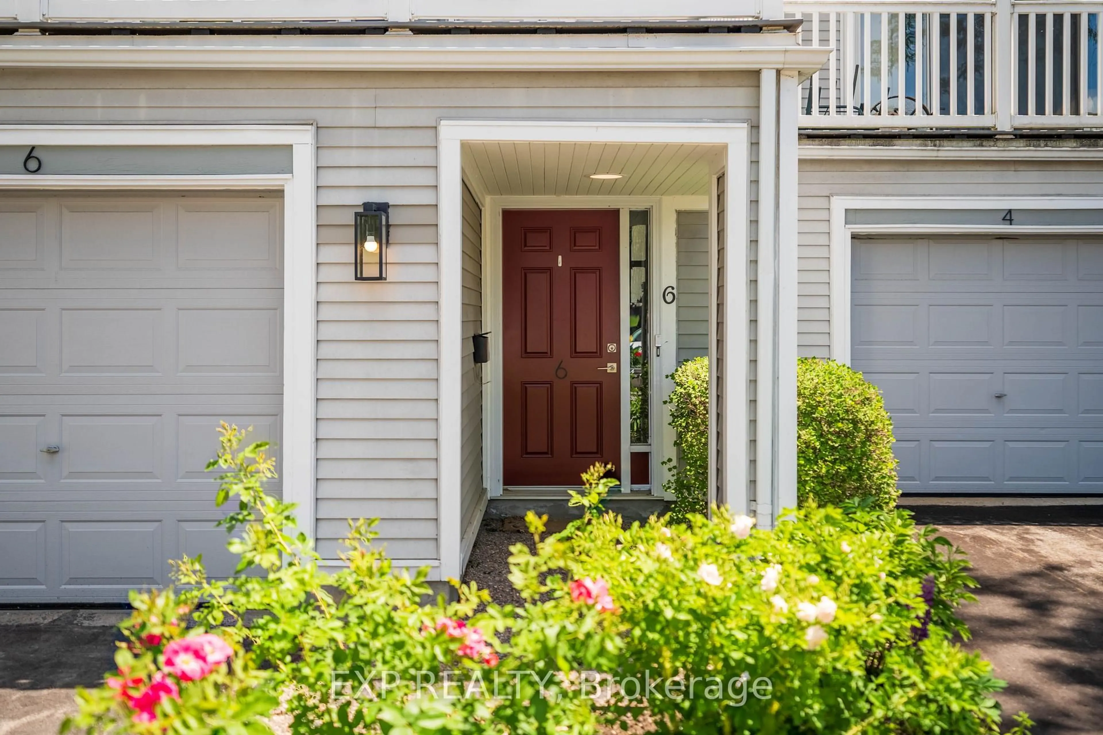 Indoor entryway for 6 Forsyth Lane #29, Nepean Ontario K2H 9H1