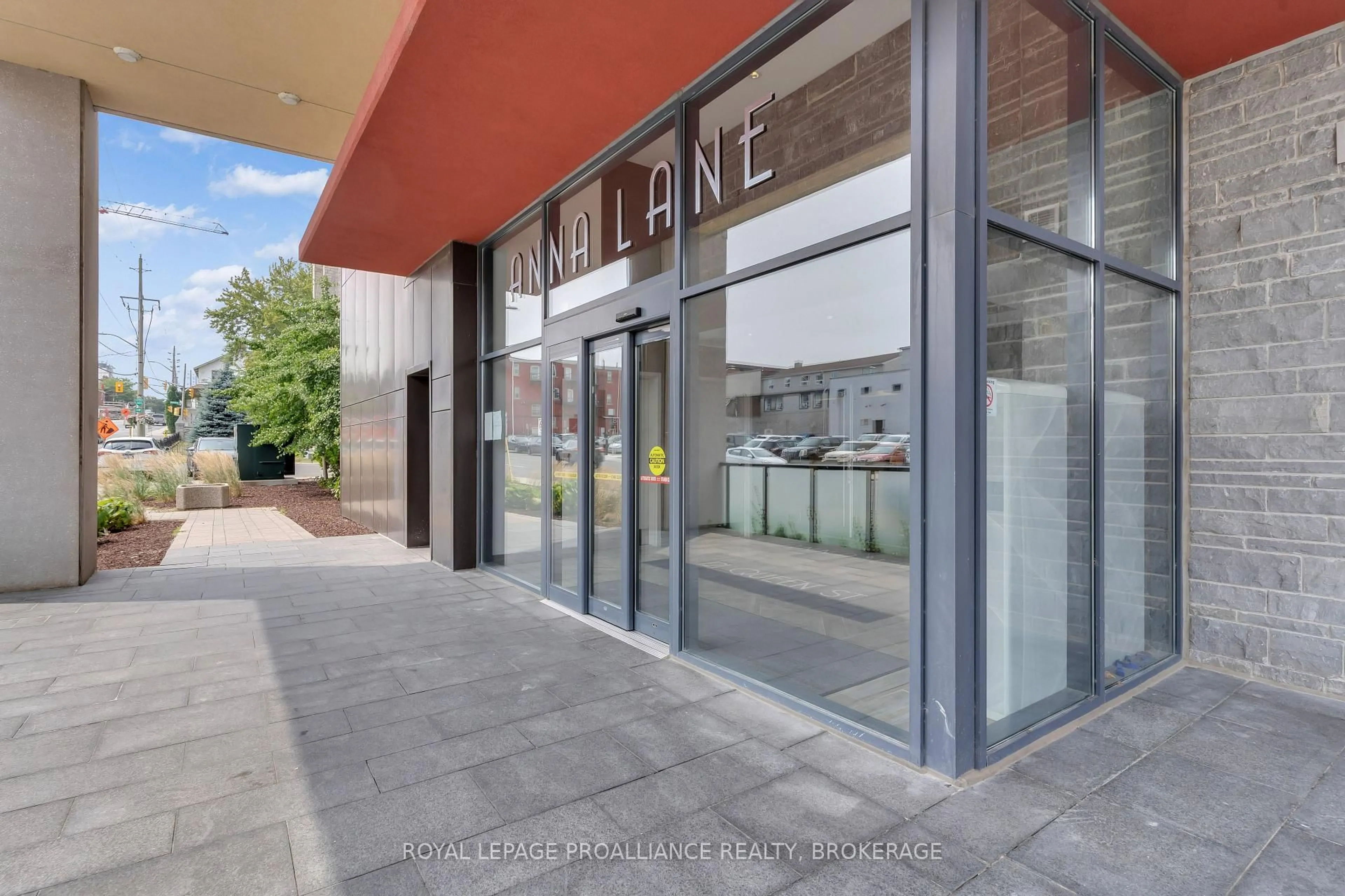 Unknown for 121 Queen St #813, Kingston Ontario K7K 0G6