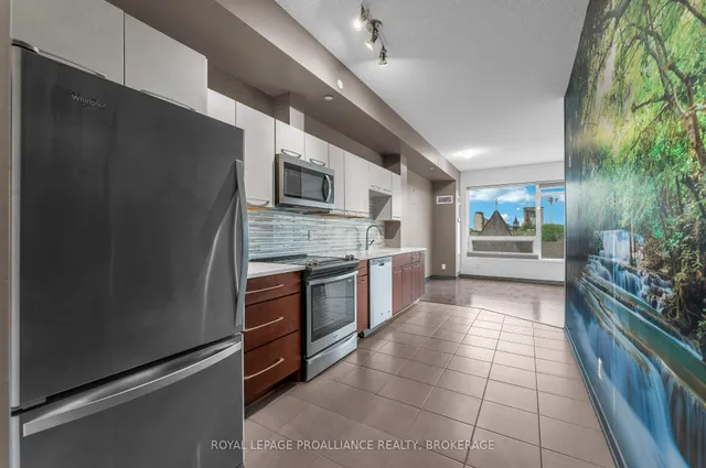 121 Queen St #813, Kingston 5
