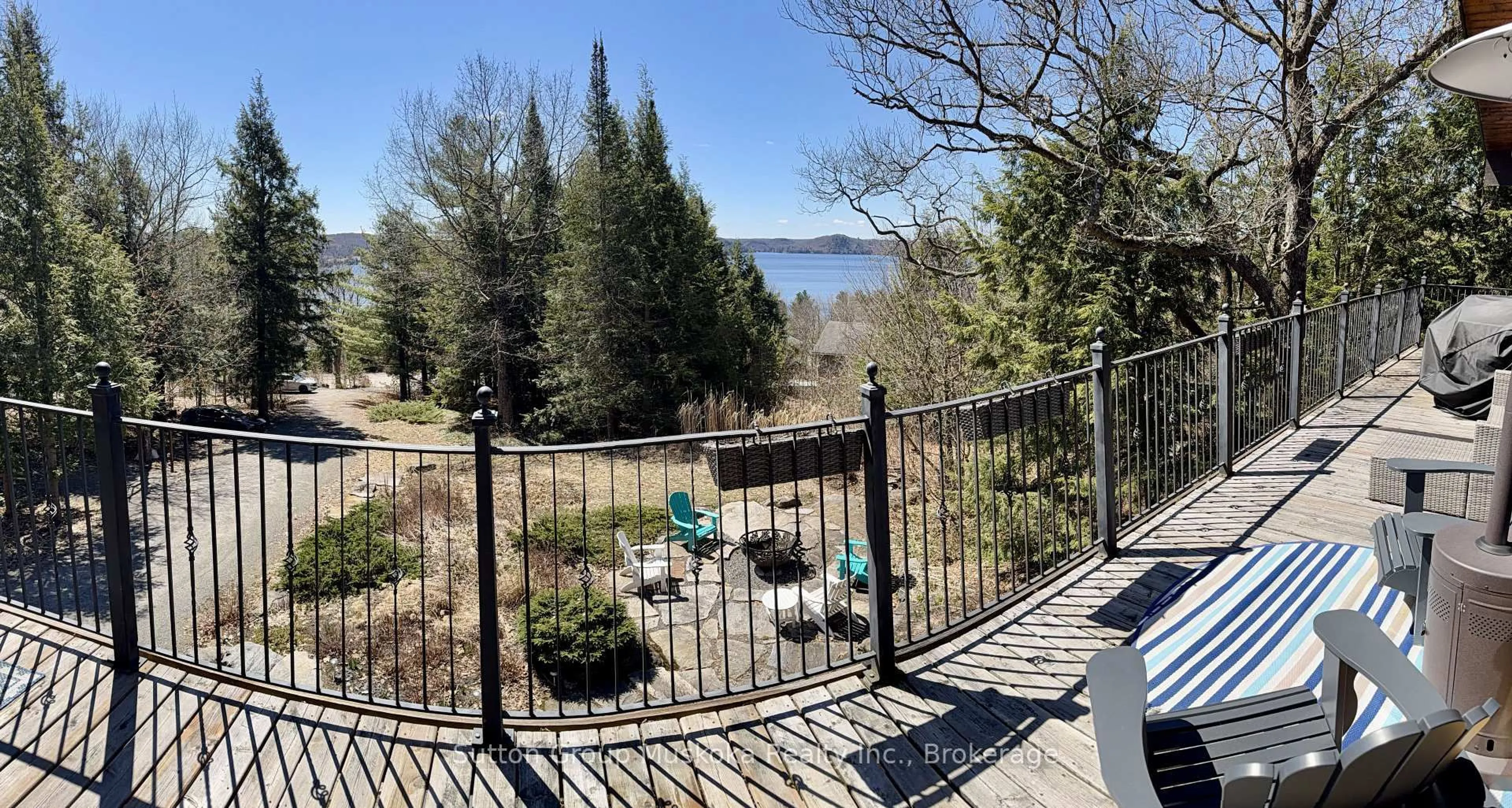 Patio, water/lake/river/ocean view for 165 Golden Pheasant Dr, Huntsville Ontario P1H 1B3