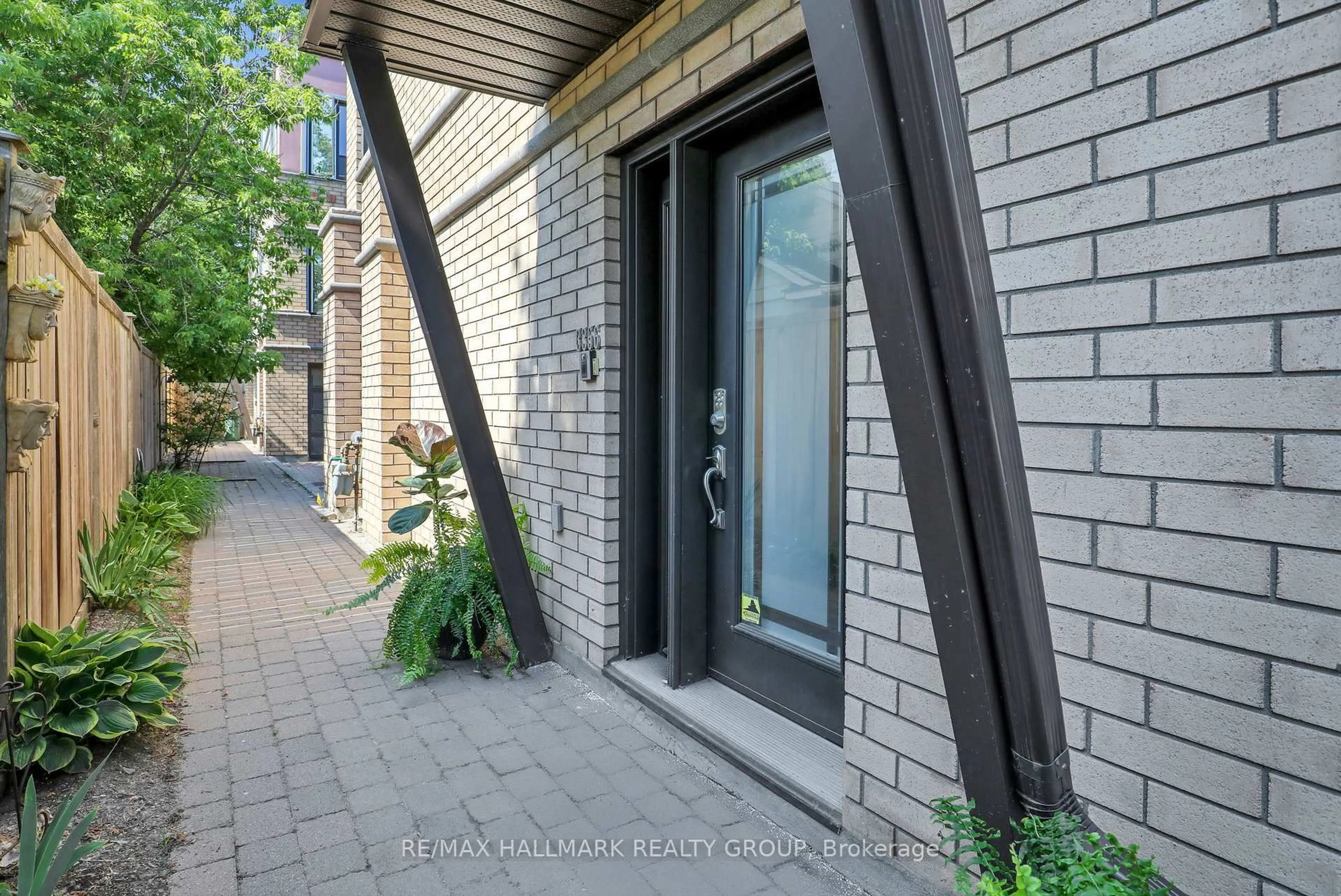 Unknown for 3356 CARLING Ave, Ottawa Ontario K2H 0A7