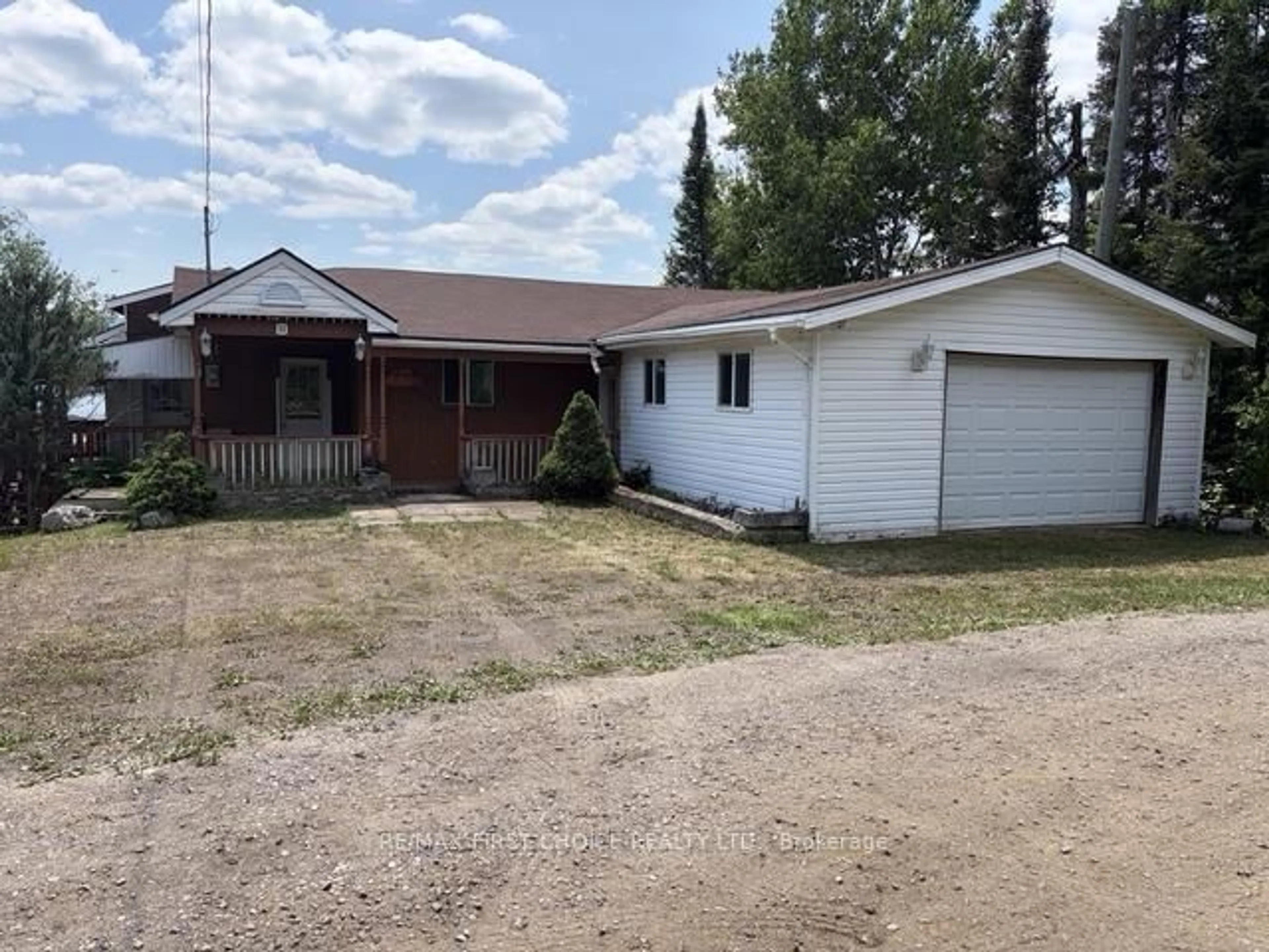 A pic from outside/outdoor area/front of a property/back of a property/a pic from drone, street for 13 Karila Rd, Thunder Bay Remote Area Ontario P0T 2K0