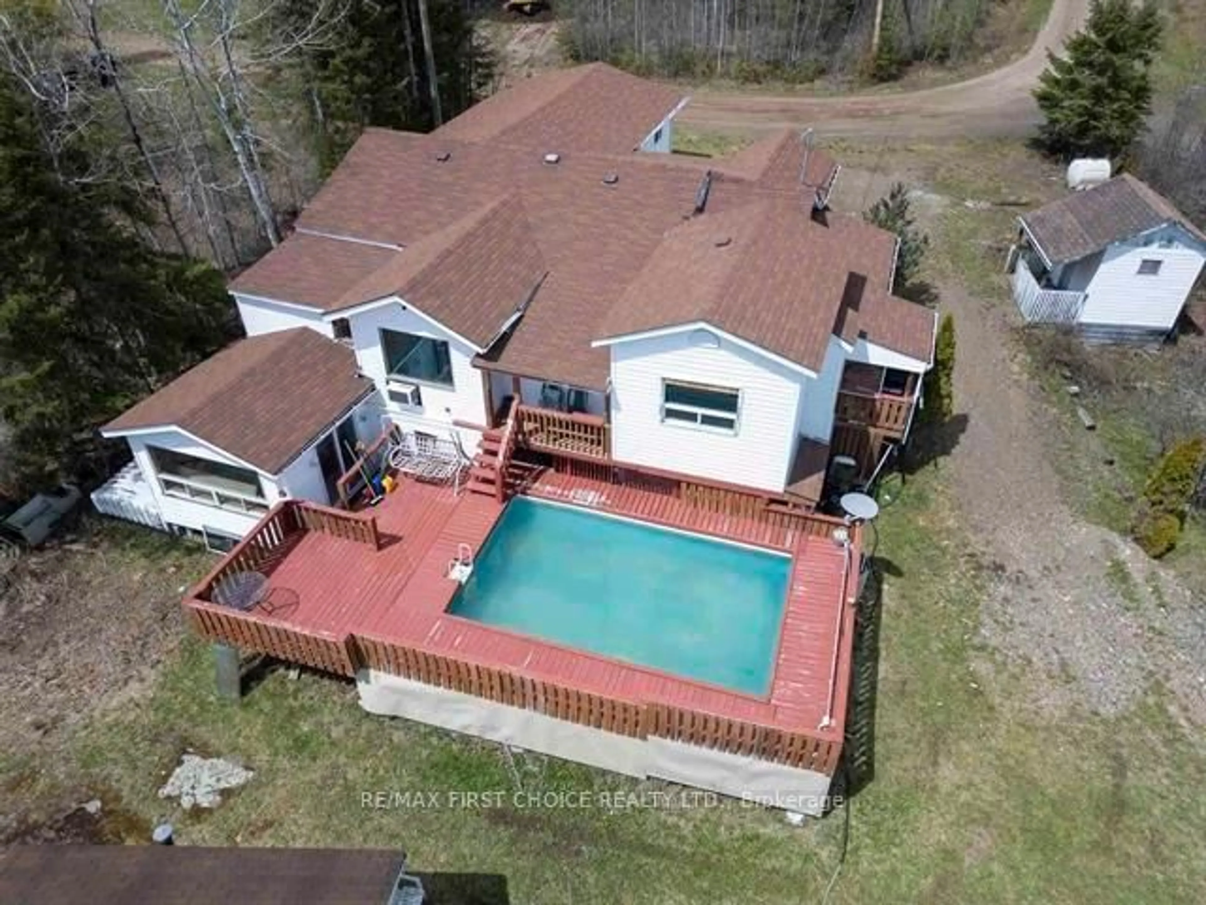 A pic from outside/outdoor area/front of a property/back of a property/a pic from drone, water/lake/river/ocean view for 13 Karila Rd, Thunder Bay Remote Area Ontario P0T 2K0
