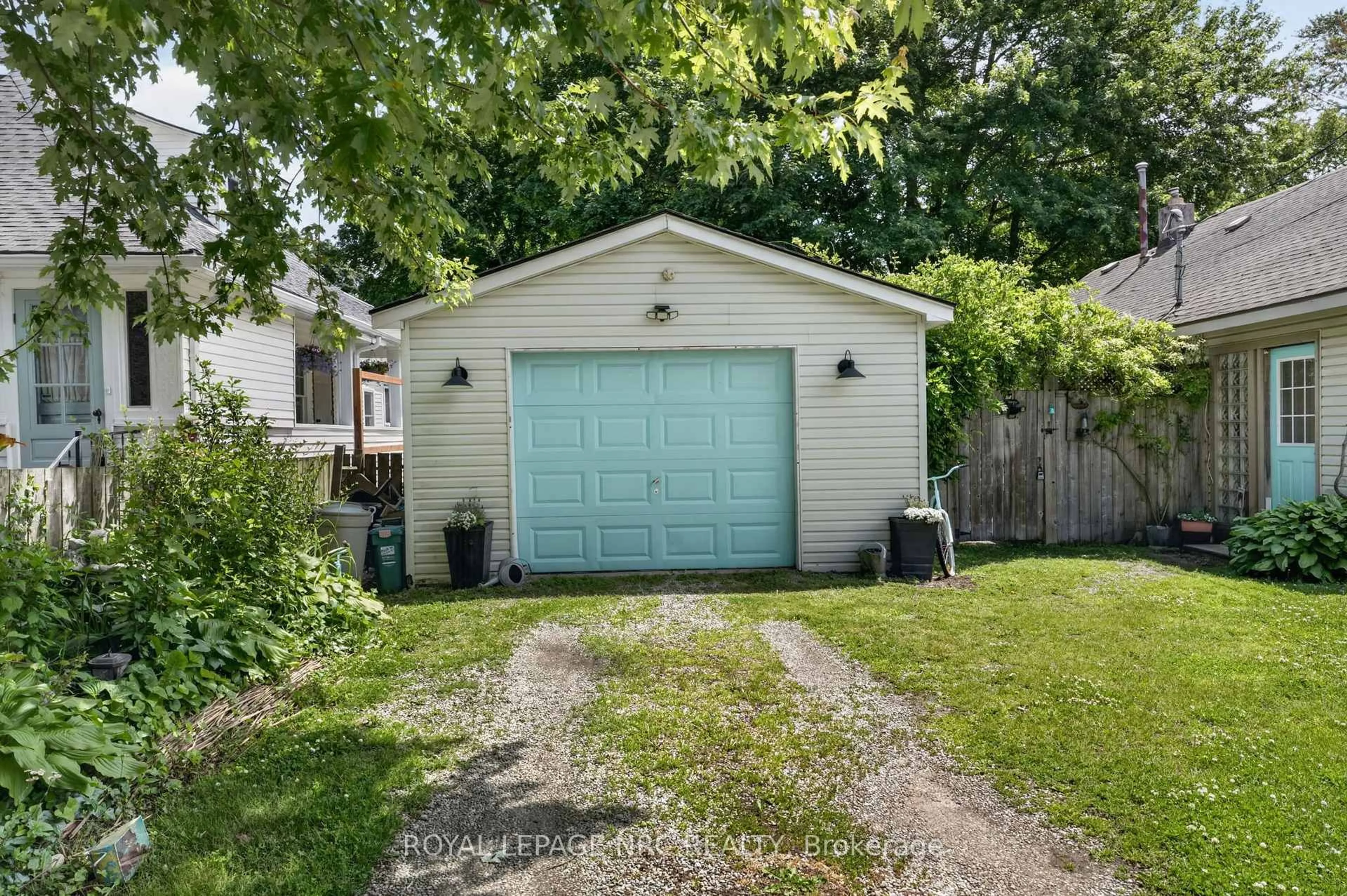 Shed for 226 Derby Rd, Fort Erie Ontario L0S 1B0