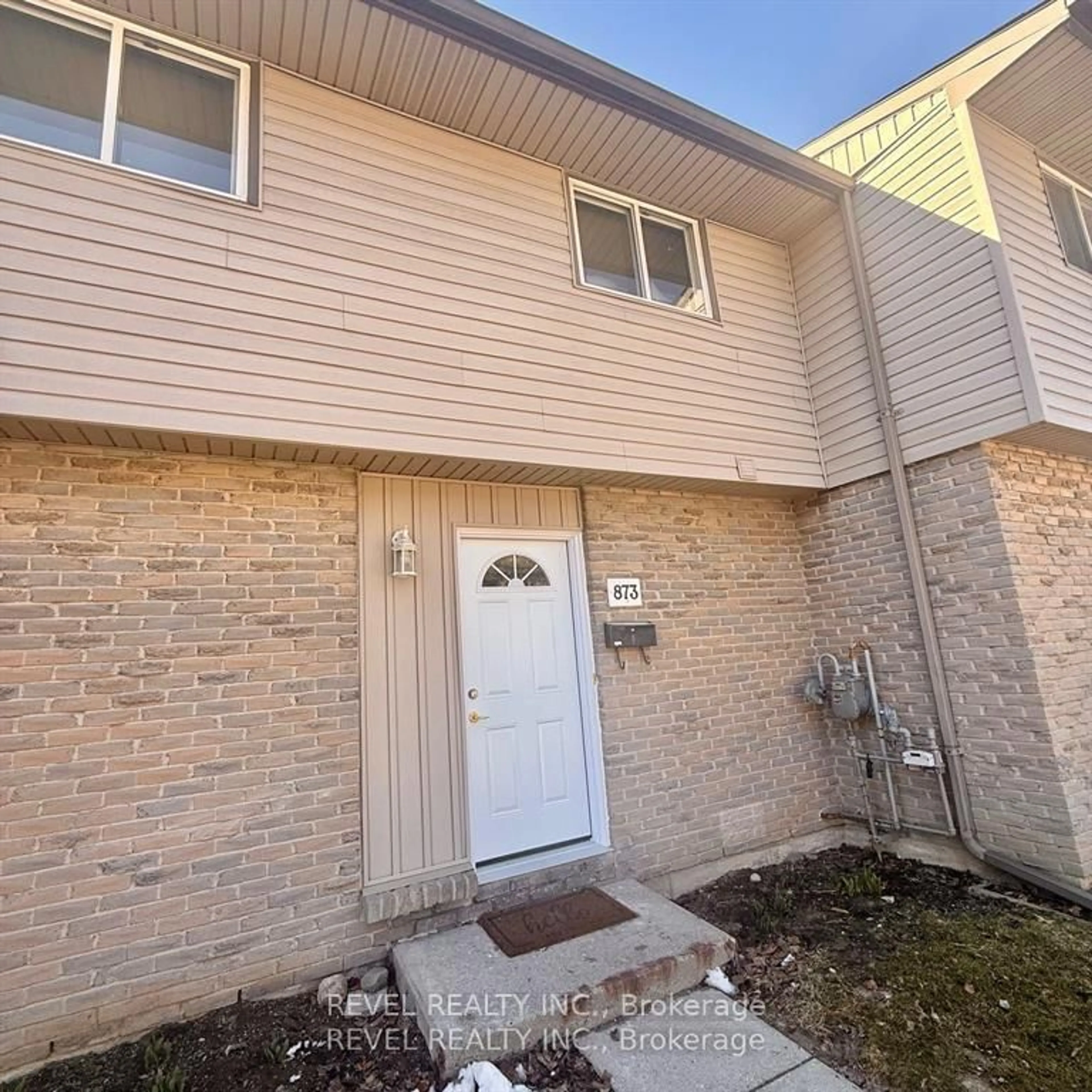 Unknown for 873 Southdale Rd, London South Ontario N6E 1V7