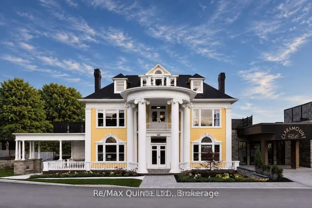 17 Cleave Ave #307, Prince Edward County 4