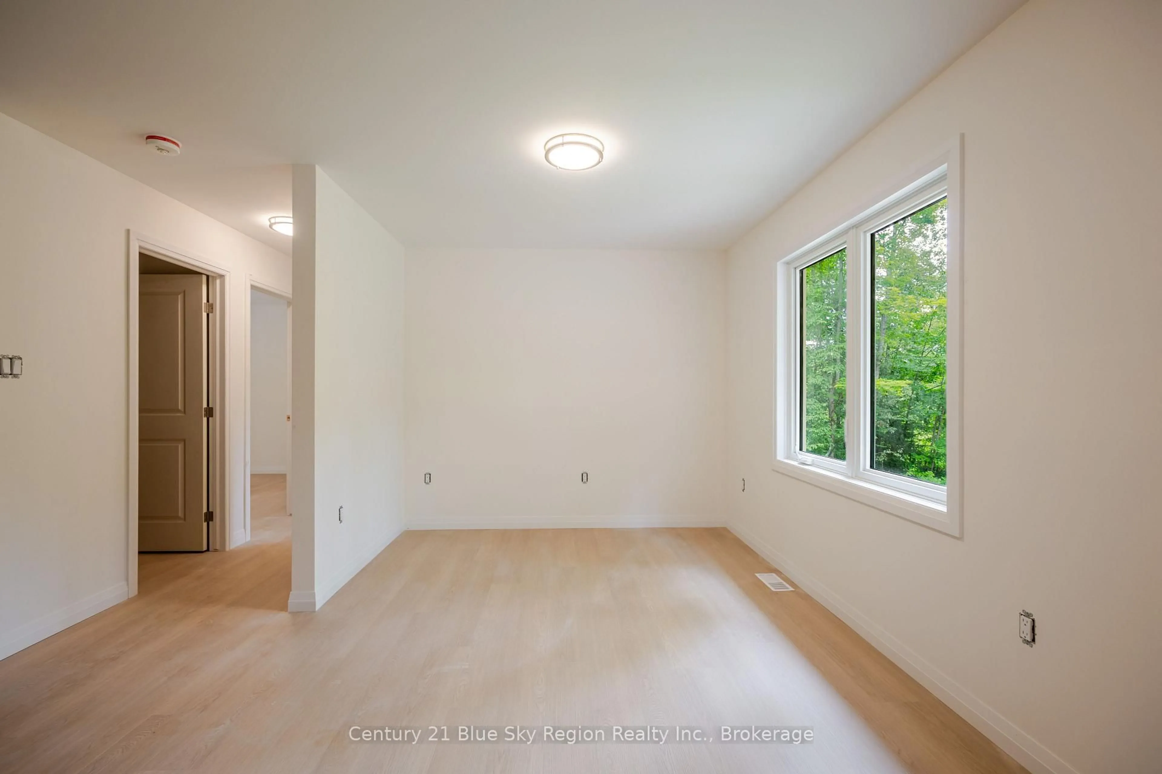 A pic of a room for 205 Greenwood Dr, Bonfield Ontario P0H 1E0