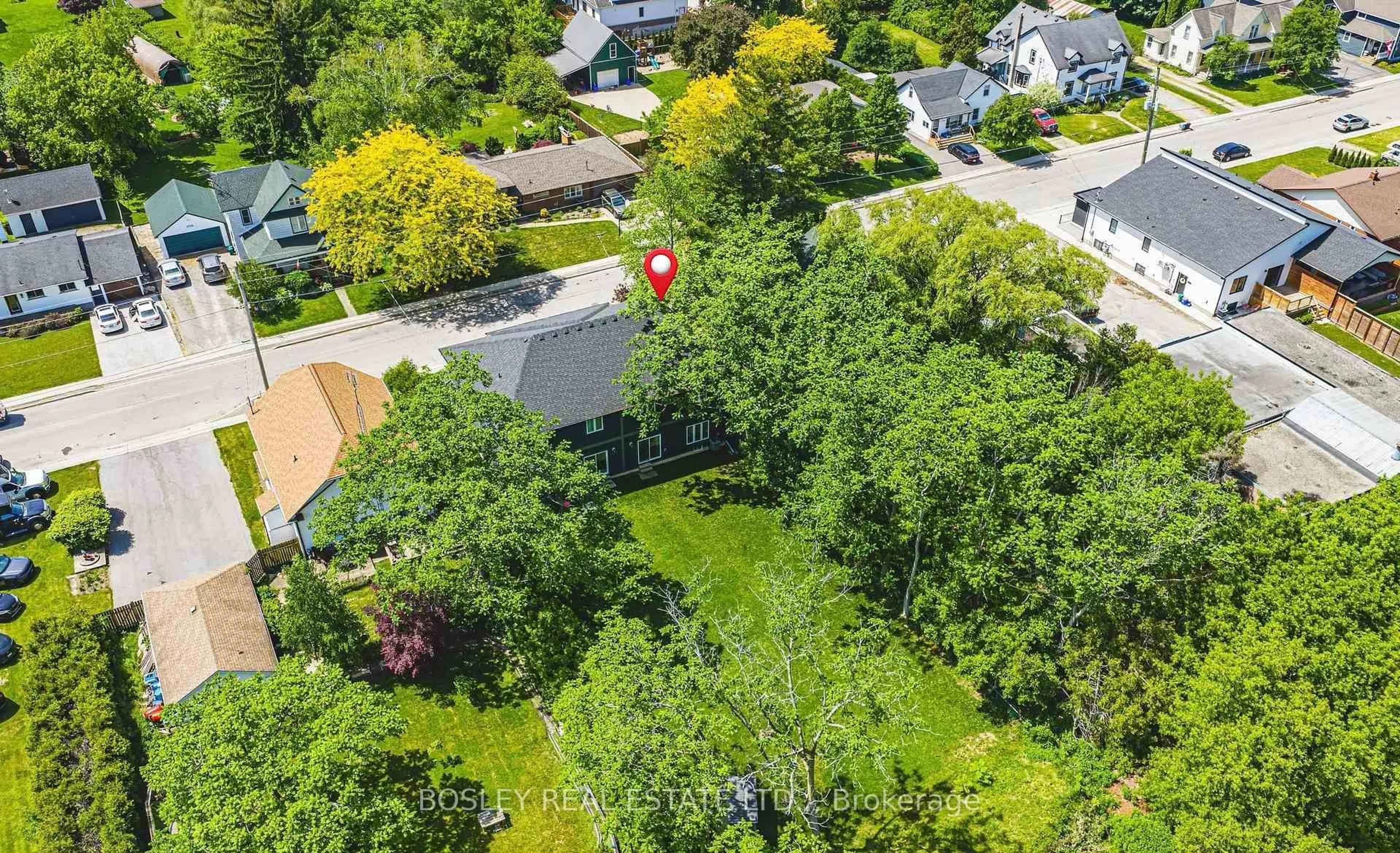 A pic from outside/outdoor area/front of a property/back of a property/a pic from drone, street for 2727 Prince William St #1, Lincoln Ontario L0R 1S0