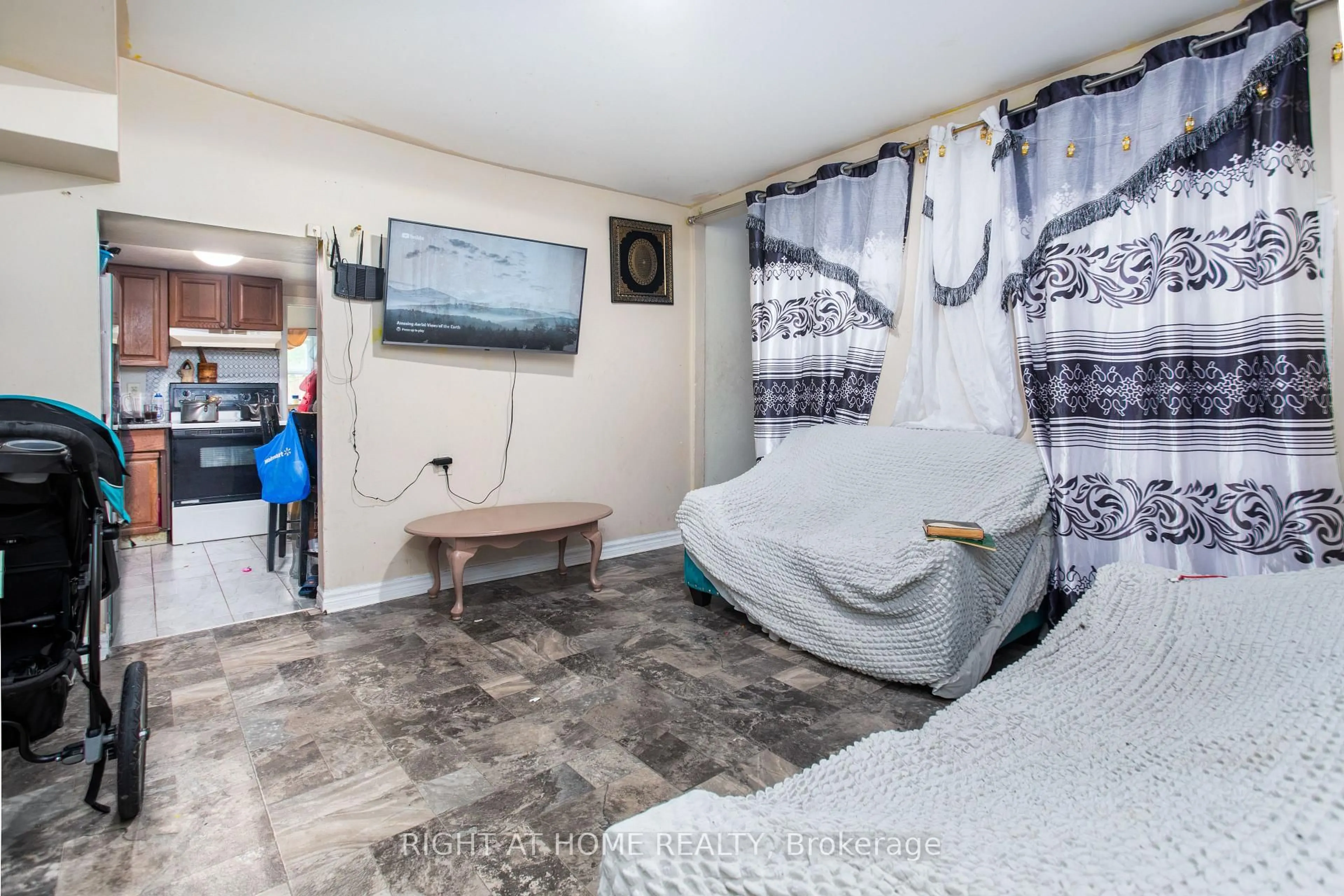 A pic of a room for 167-177 Wilson St, Hamilton Ontario L8R 1E3