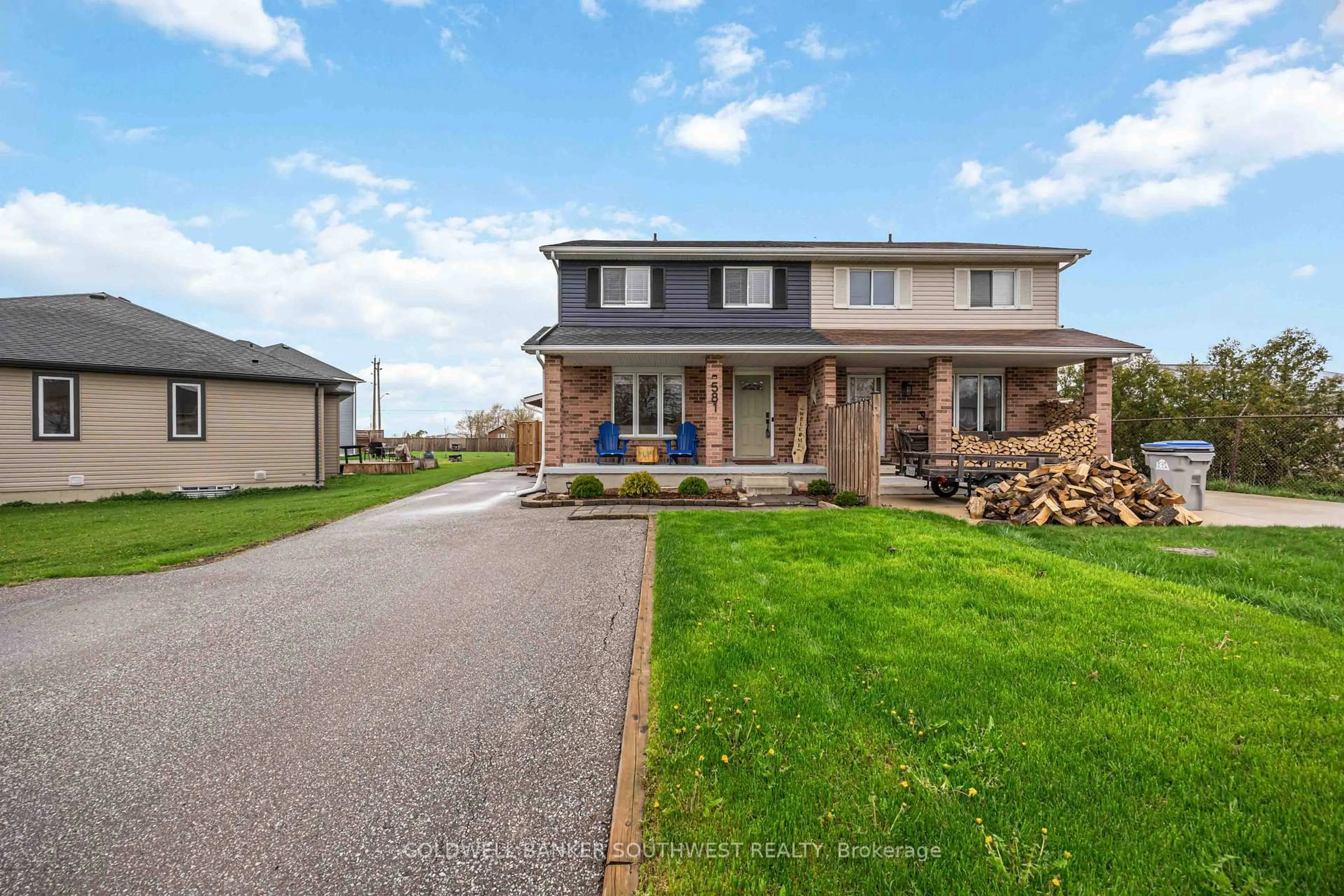 Unknown for 581 Scenic Dr, Warwick Ontario N0M 2S0