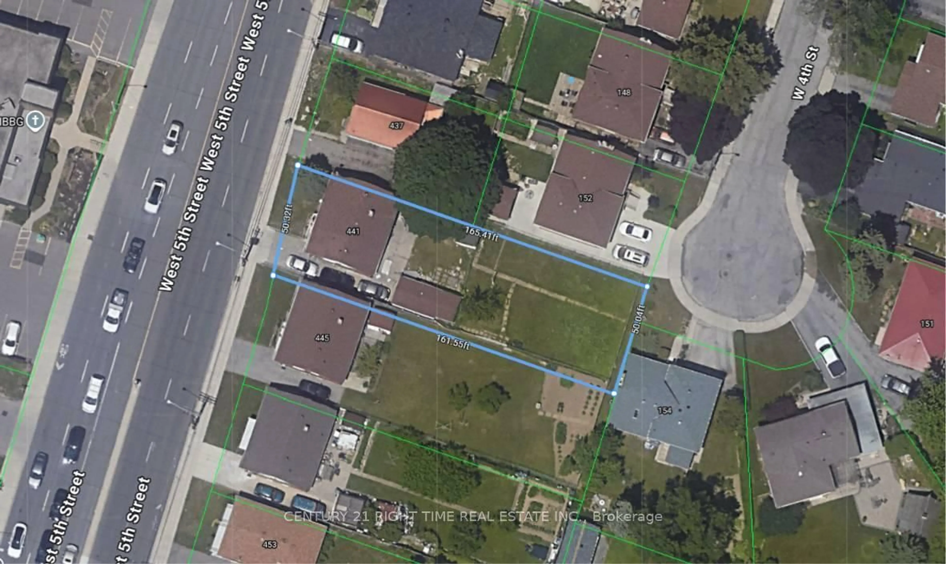 A pic from outside/outdoor area/front of a property/back of a property/a pic from drone, street for 441 west 5th St, Hamilton Ontario L9C 3P5