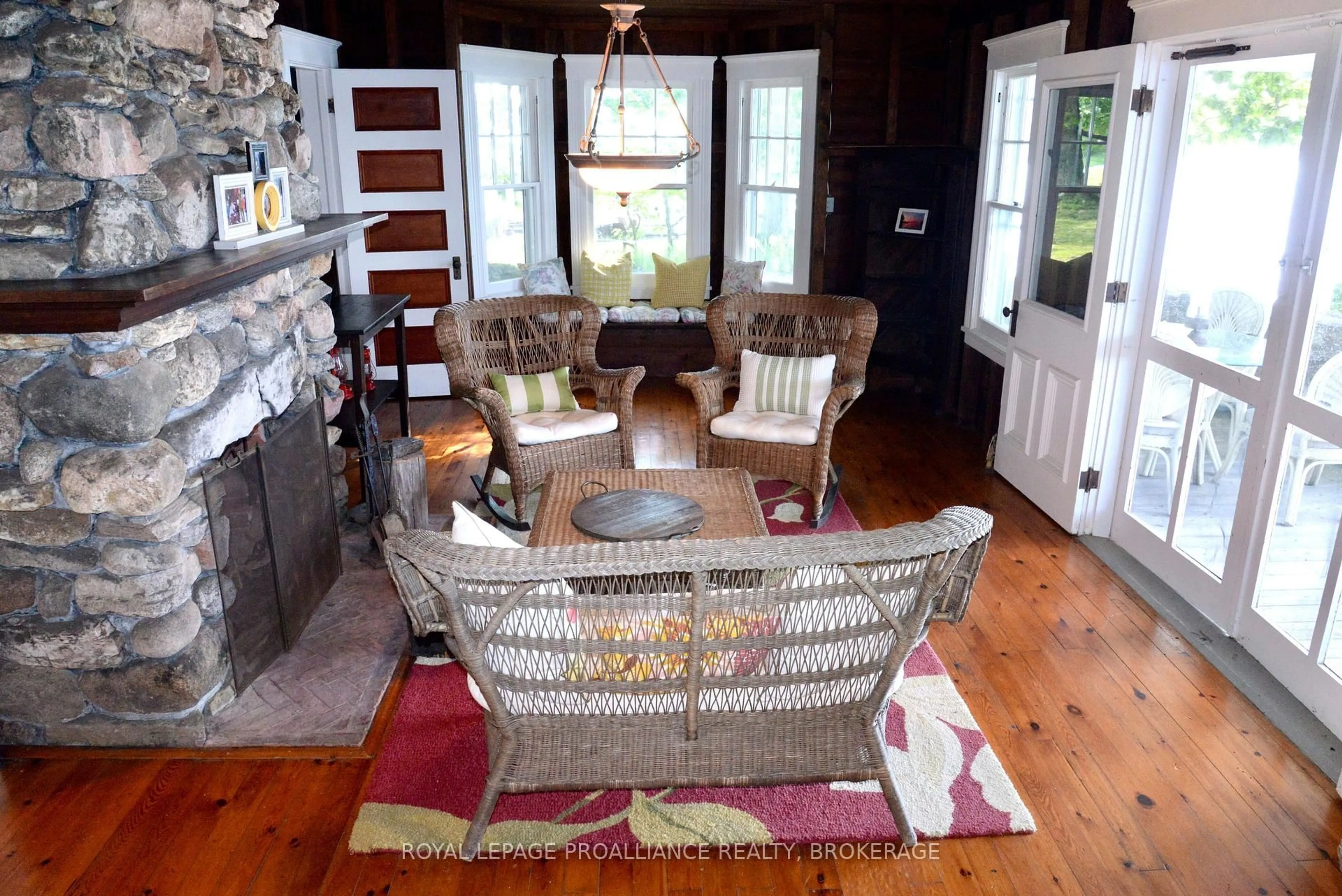 Living room with furniture, unknown for 121 Tremont Park Island, Leeds and the Thousand Islands Ontario K7G 3C9