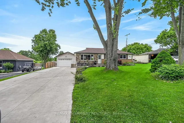7344 Dickenson Rd, Hamilton 2