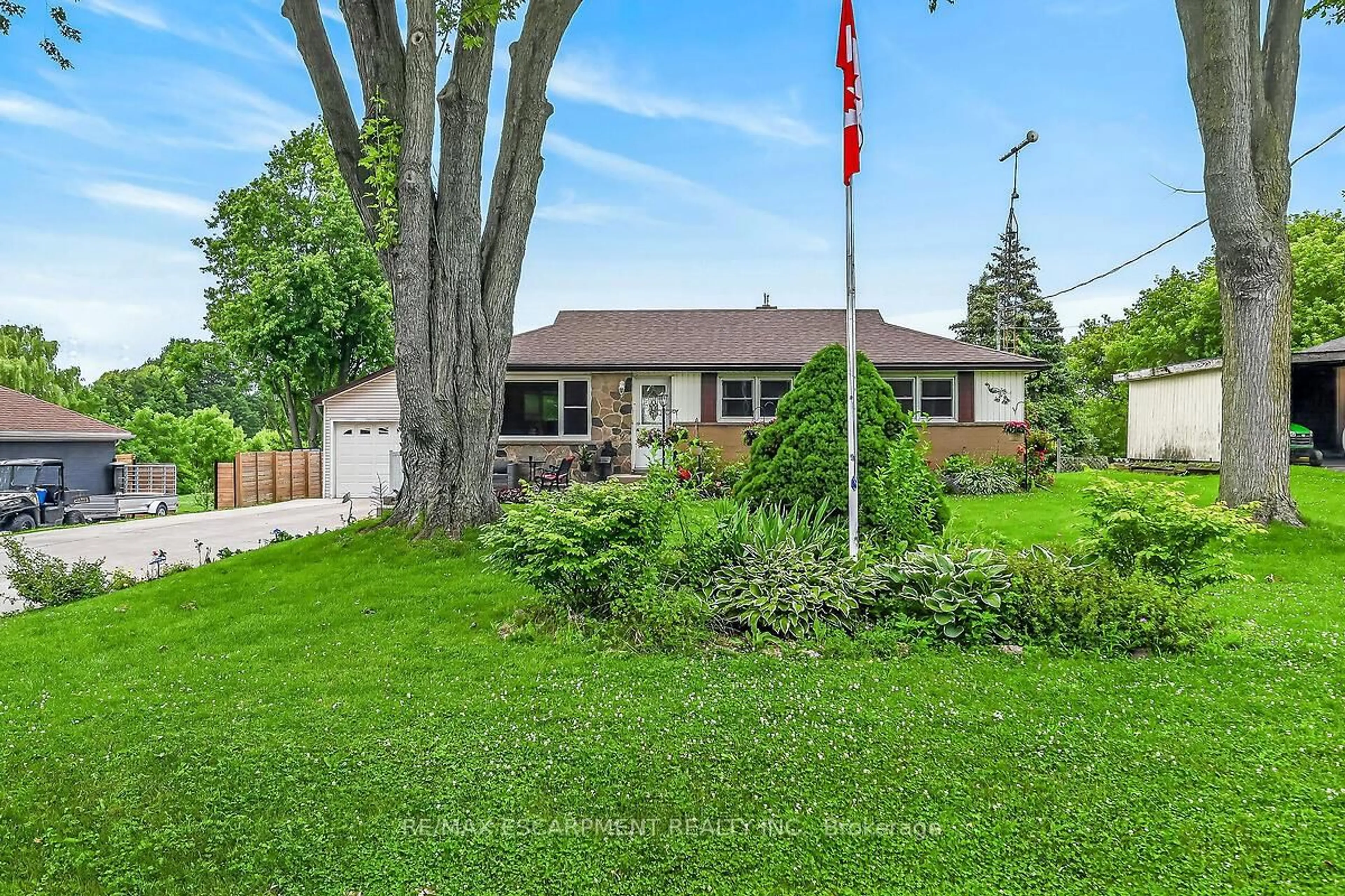 Unknown for 7344 Dickenson Rd, Hamilton Ontario L0R 1W0