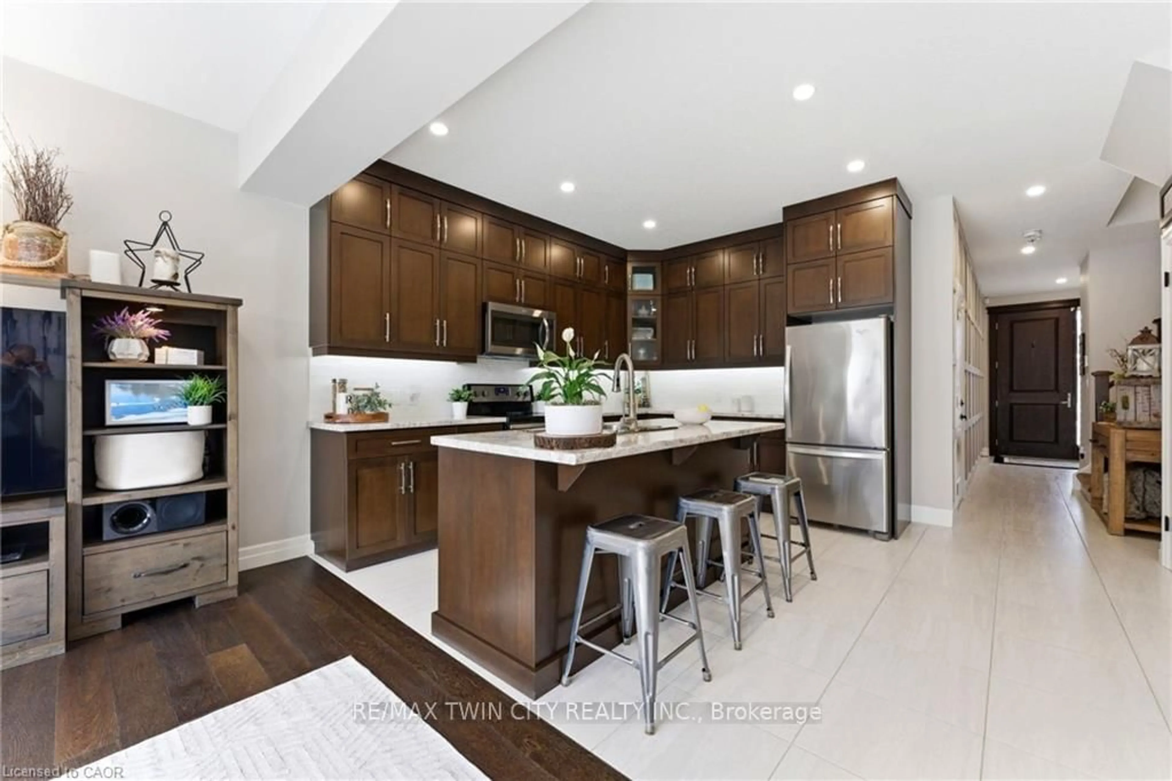 Contemporary kitchen, ceramic/tile floor for 50 Bute St #10, North Dumfries Ontario N0B 1E0