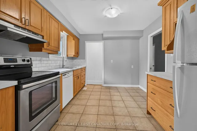 224 CULVER Cres, London East 5