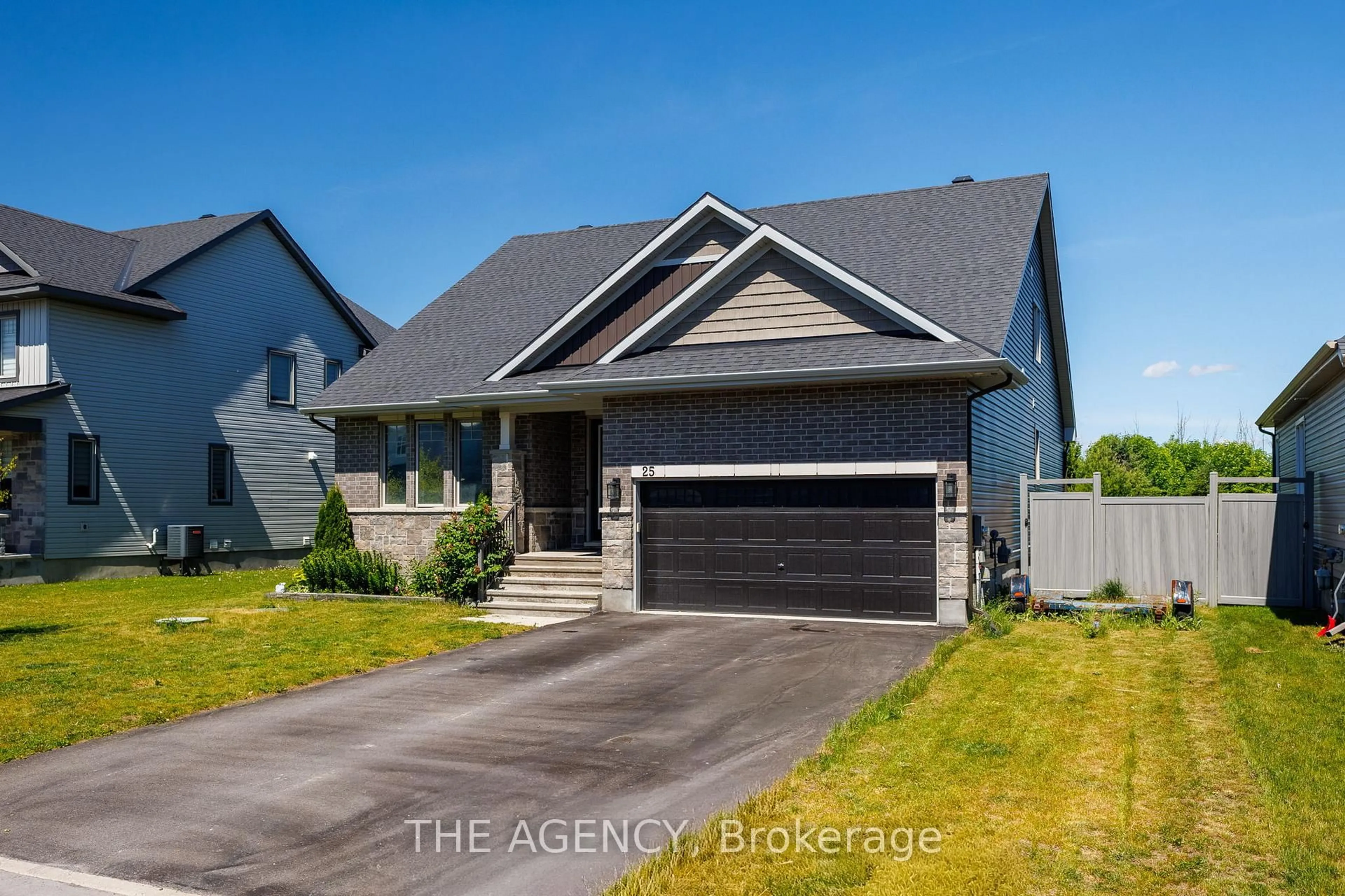 Home with vinyl exterior material, street for 25 Sopwith Private, Carp Ontario K0A 1L0