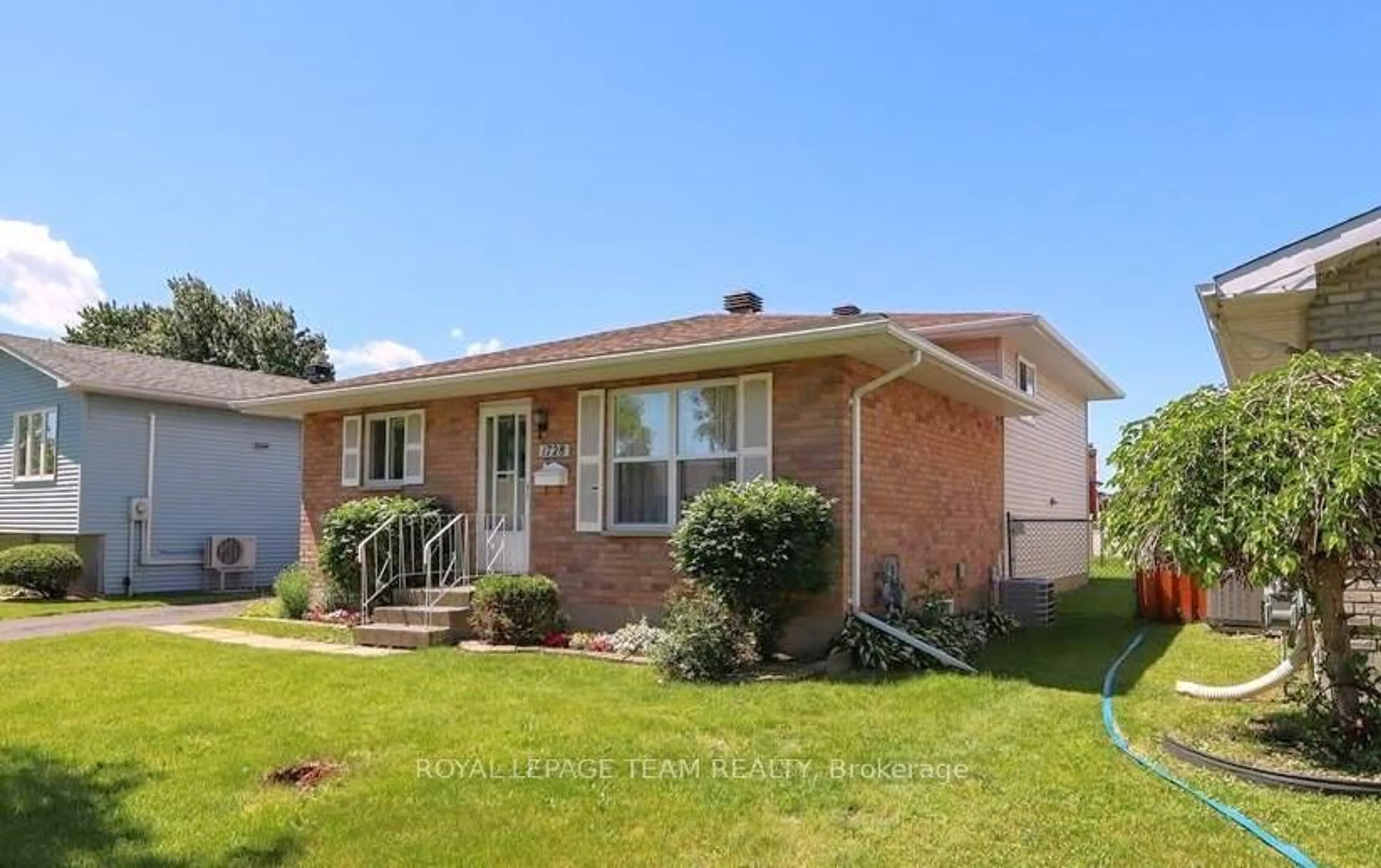 Home with brick exterior material, unknown for 1728 Branch Dr, Cornwall Ontario K6J 5S9