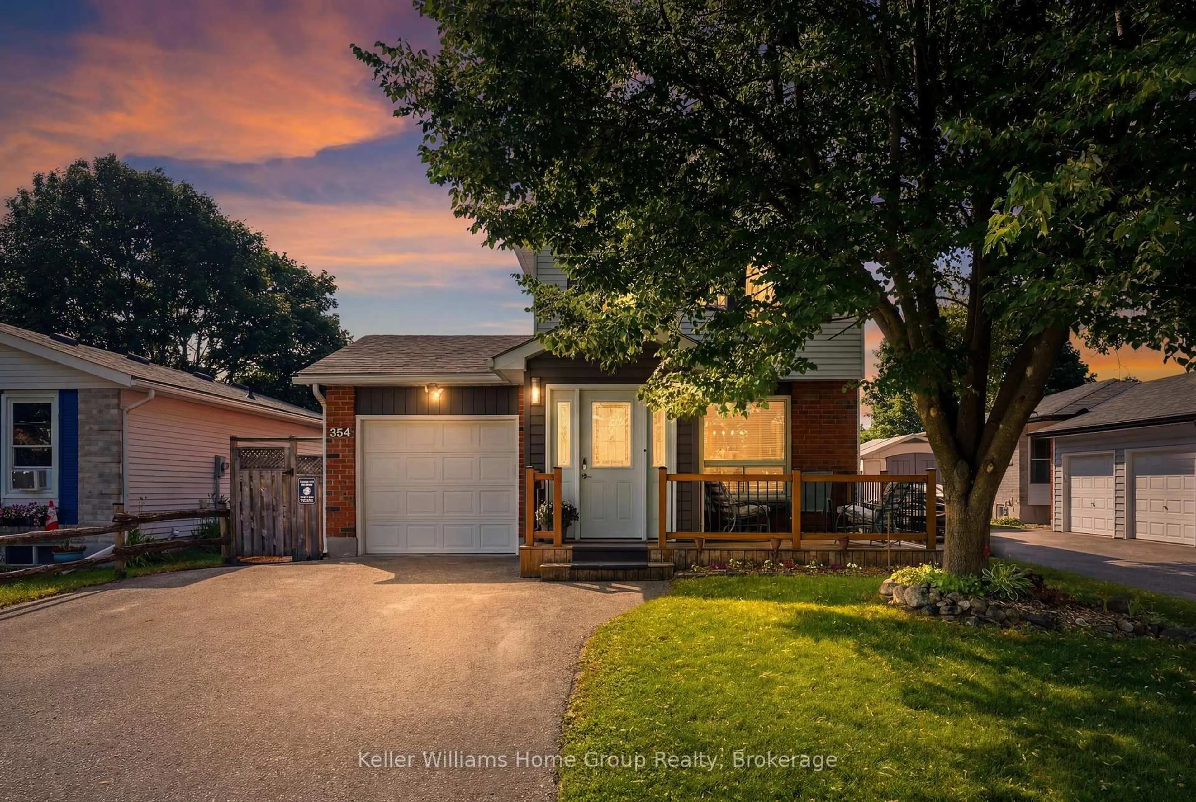 Unknown for 354 Strathallen St, Centre Wellington Ontario N1M 3L3