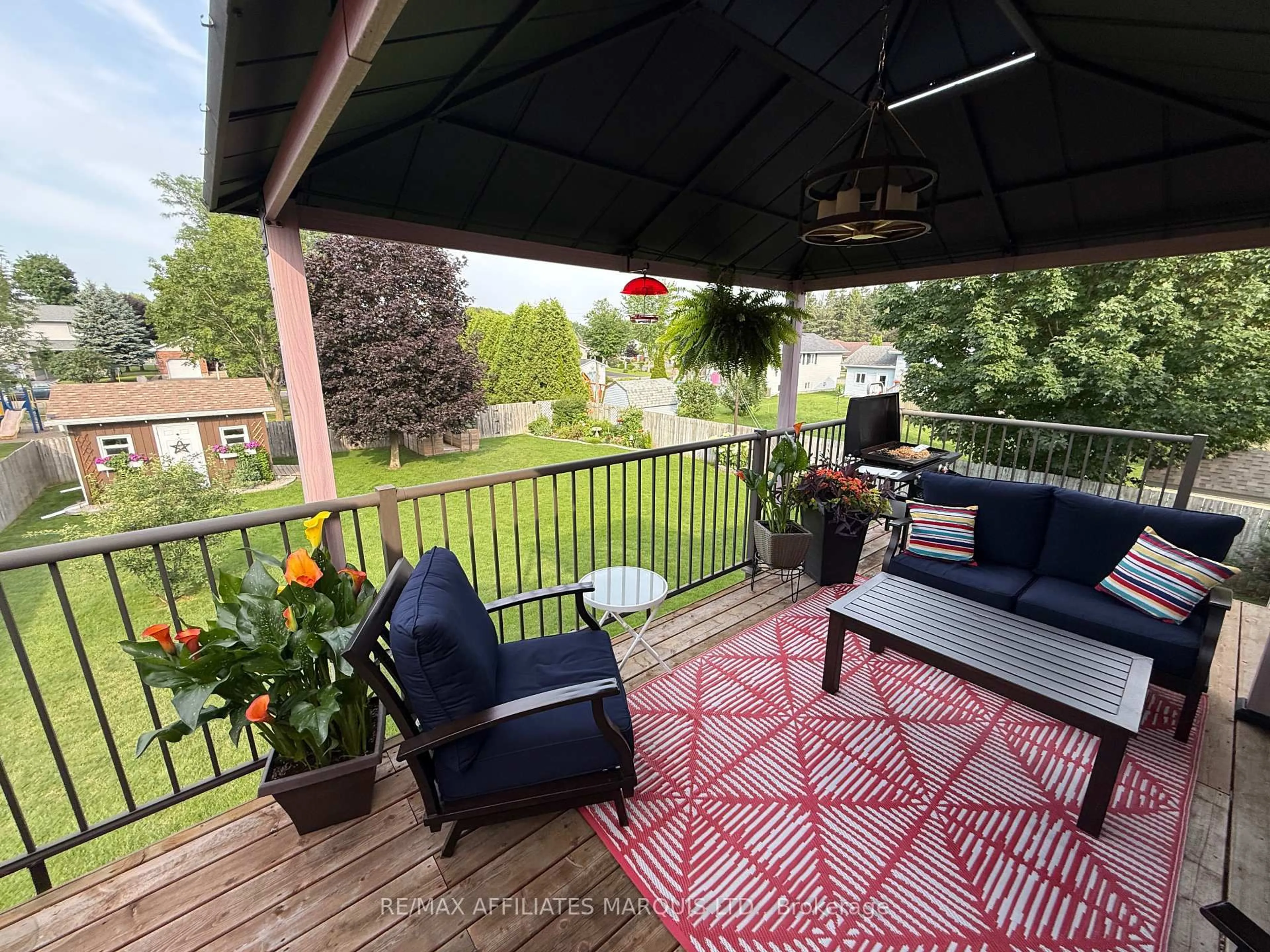 Patio, unknown for 5563 Bridlewood Crt, South Dundas Ontario K0E 1K0