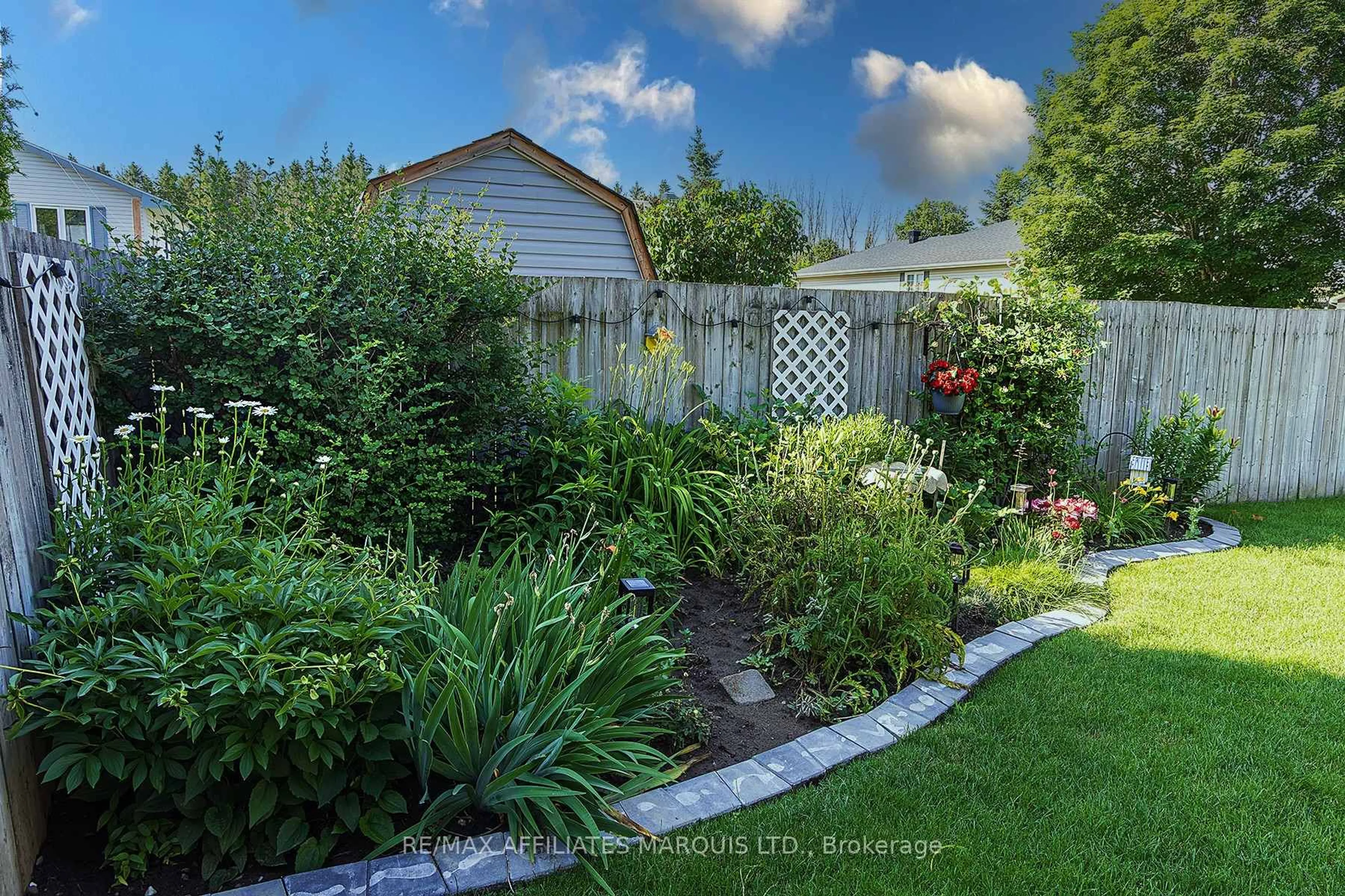 Unknown for 5563 Bridlewood Crt, South Dundas Ontario K0E 1K0