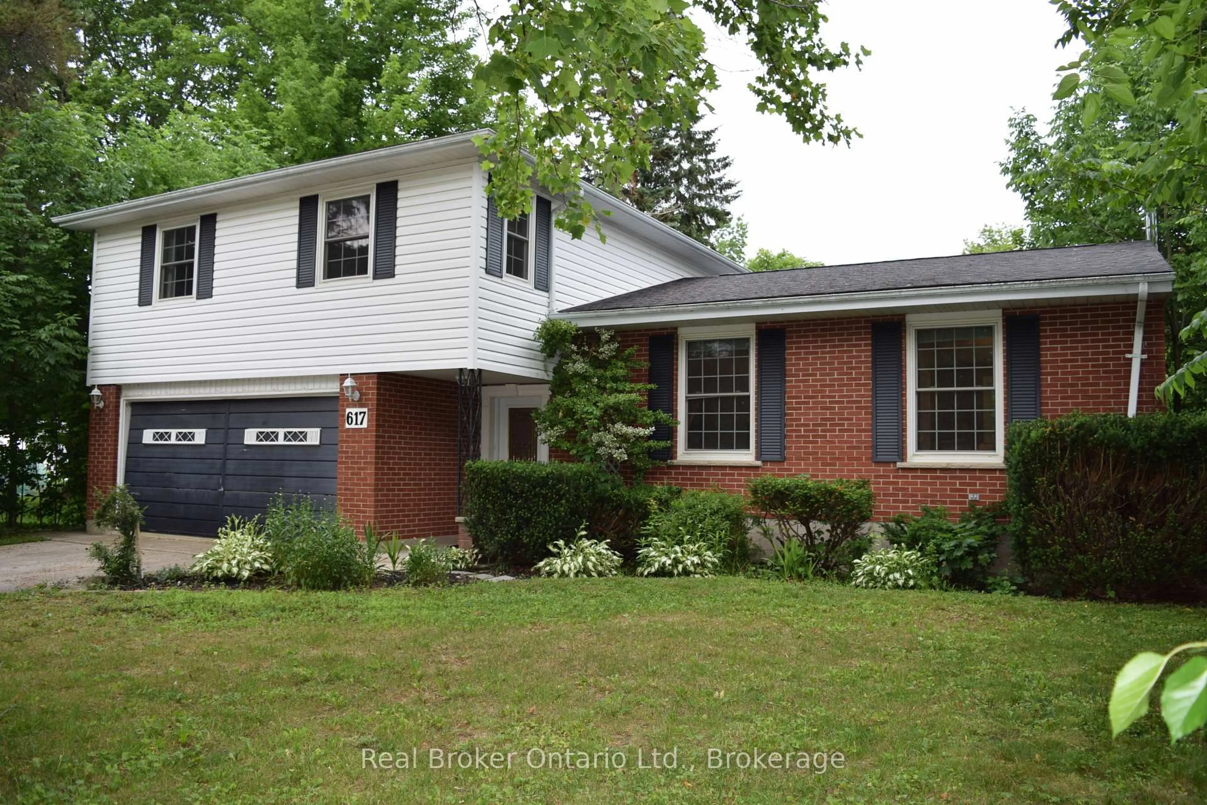 Home with brick exterior material, street for 617 Louis St, Saugeen Shores Ontario N0H 2C4