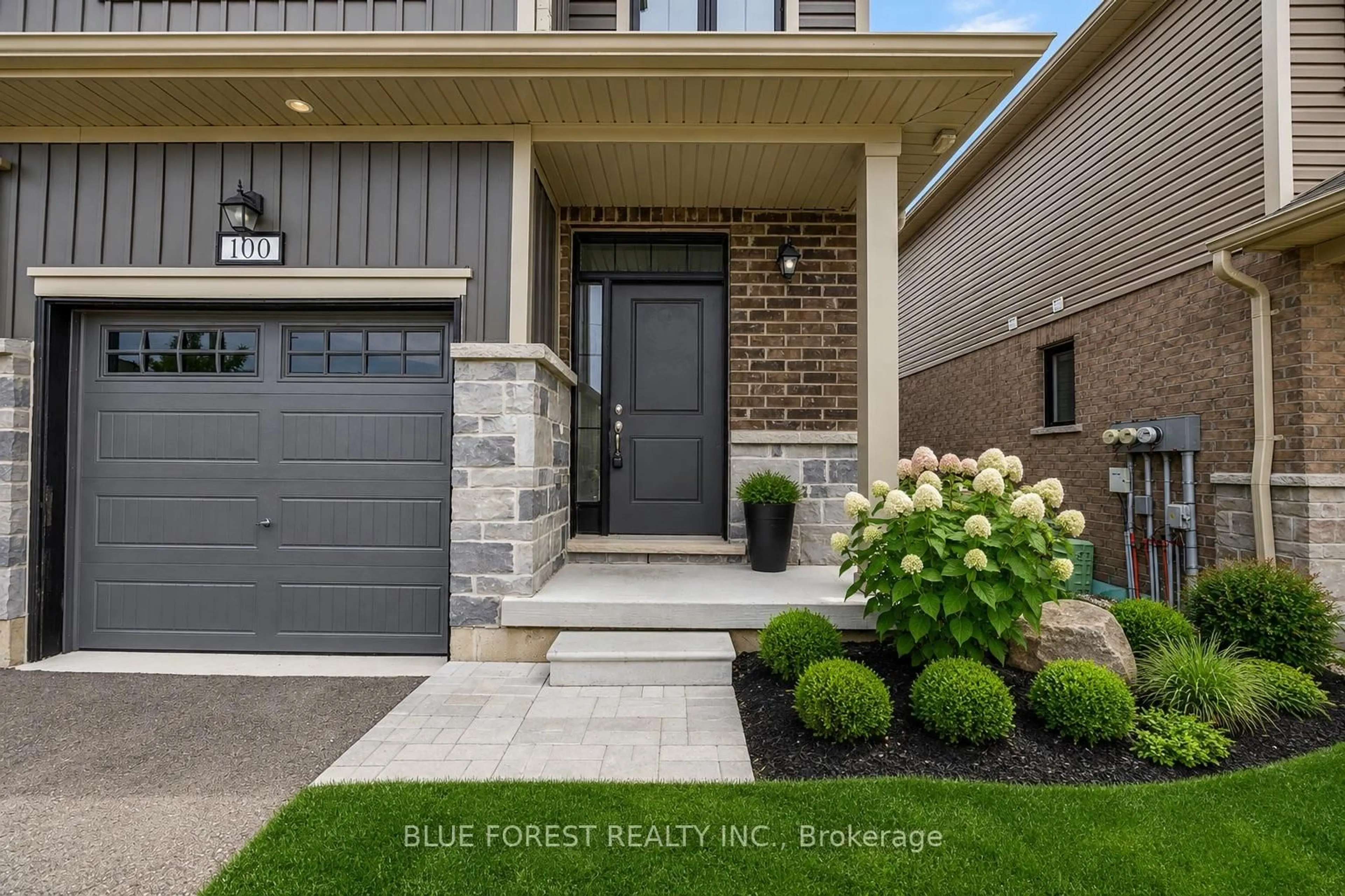 Home with brick exterior material, street for 100 Middleton St, Zorra Ontario N0M 2M0