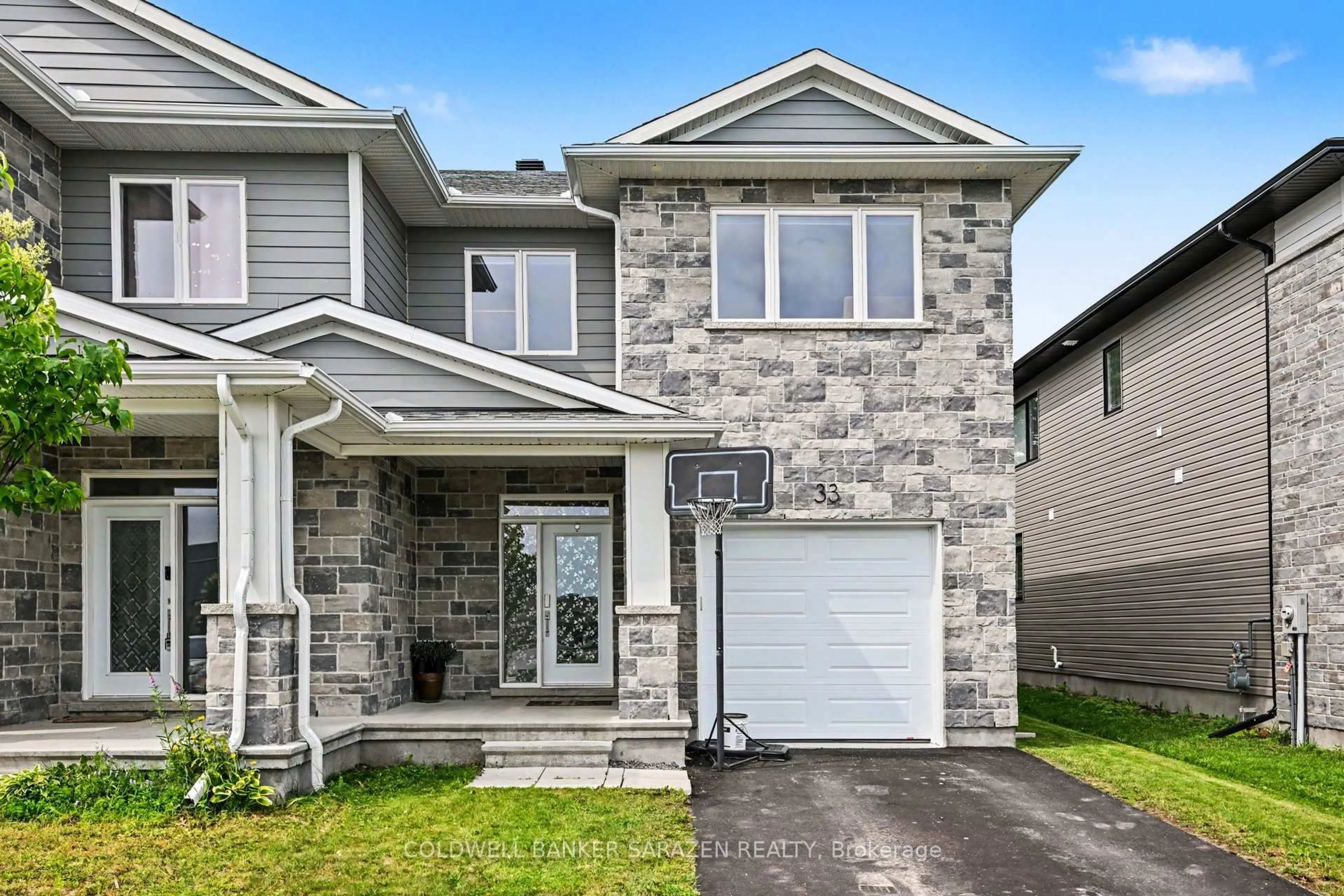 Home with vinyl exterior material, street for 33 Mac Beattie Dr, Arnprior Ontario K7S 0J3