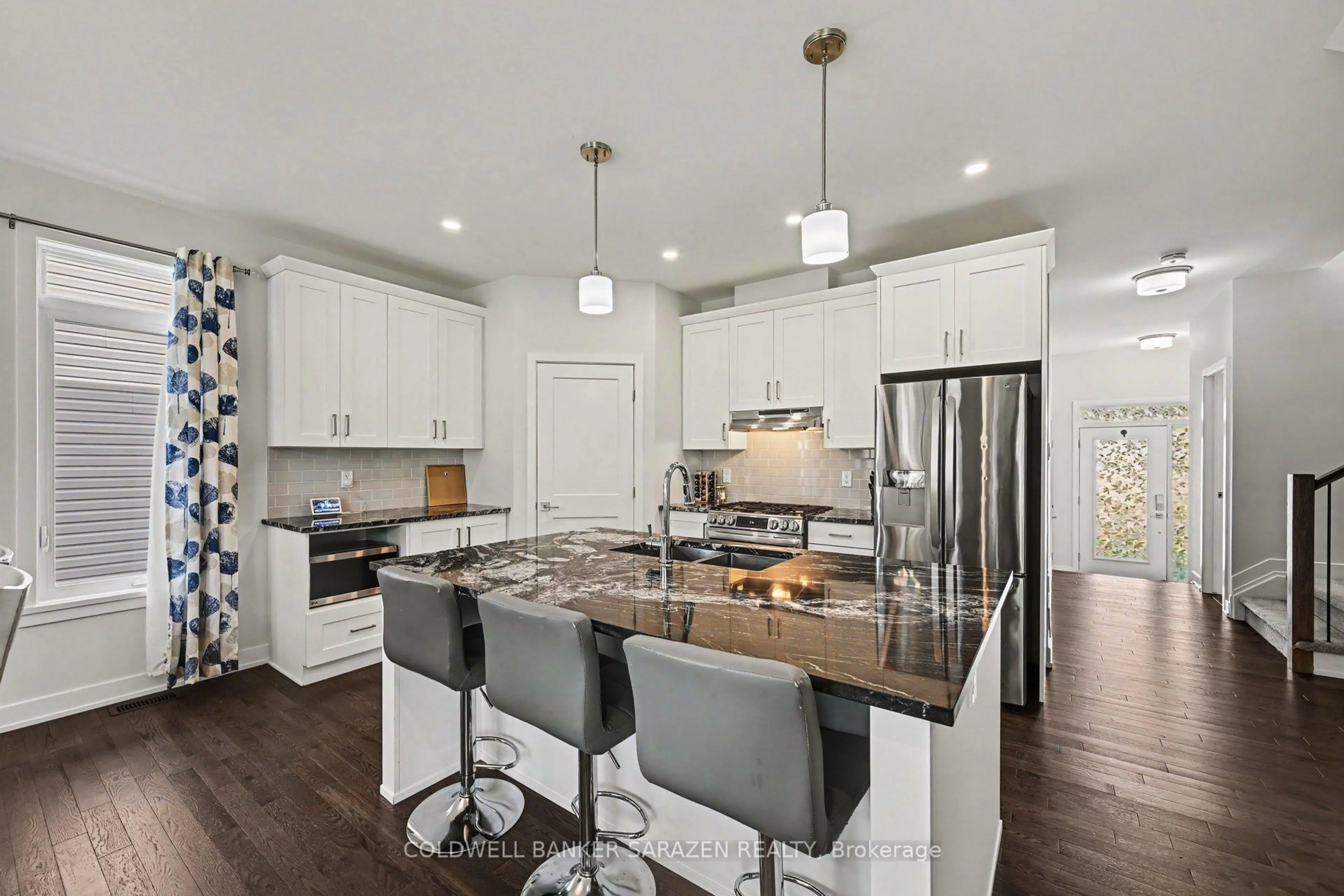 Open concept kitchen, unknown for 33 Mac Beattie Dr, Arnprior Ontario K7S 0J3
