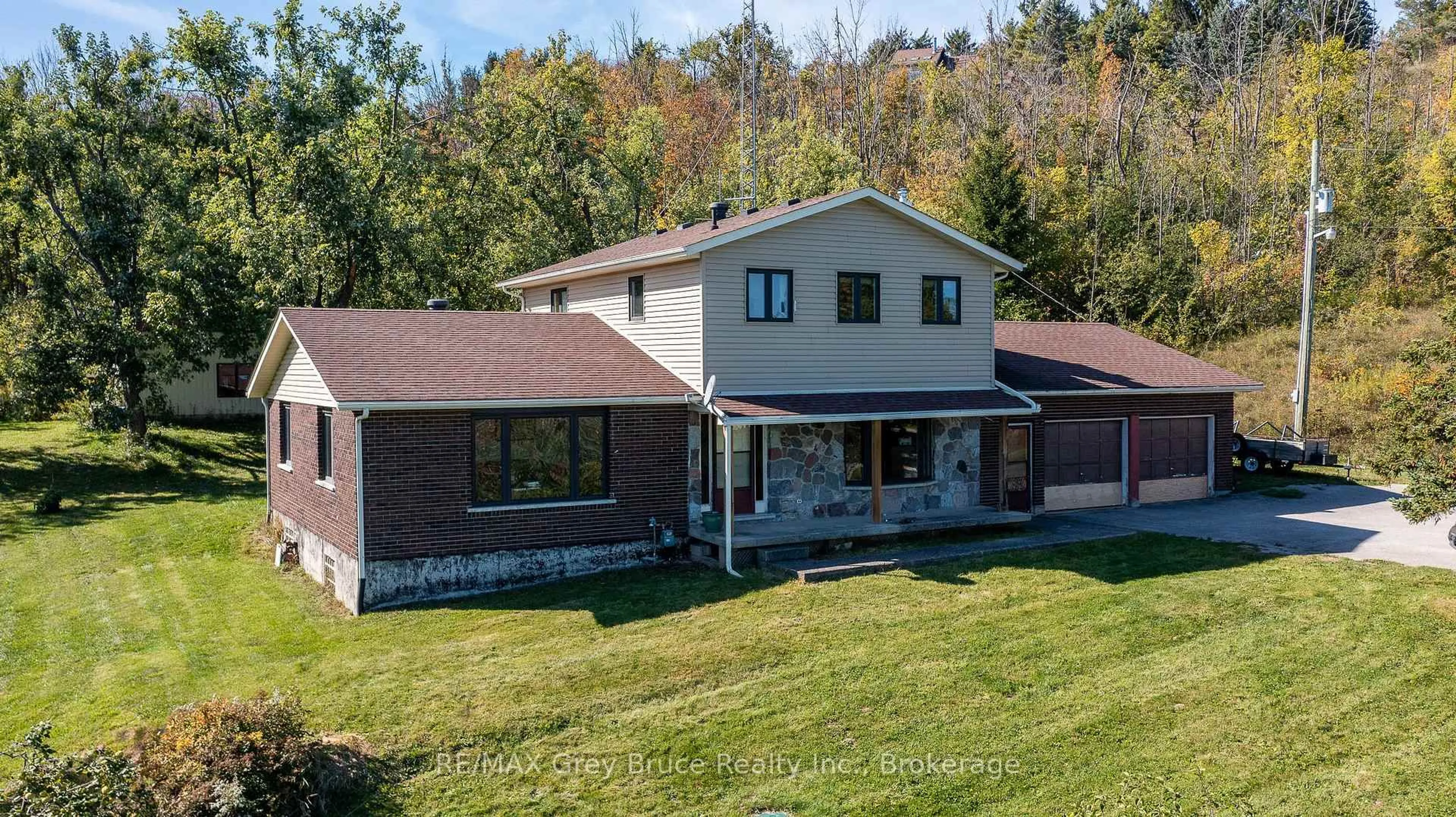 A pic from outside/outdoor area/front of a property/back of a property/a pic from drone, unknown for 138558 Grey Road 112, Meaford Ontario N4L 1W5