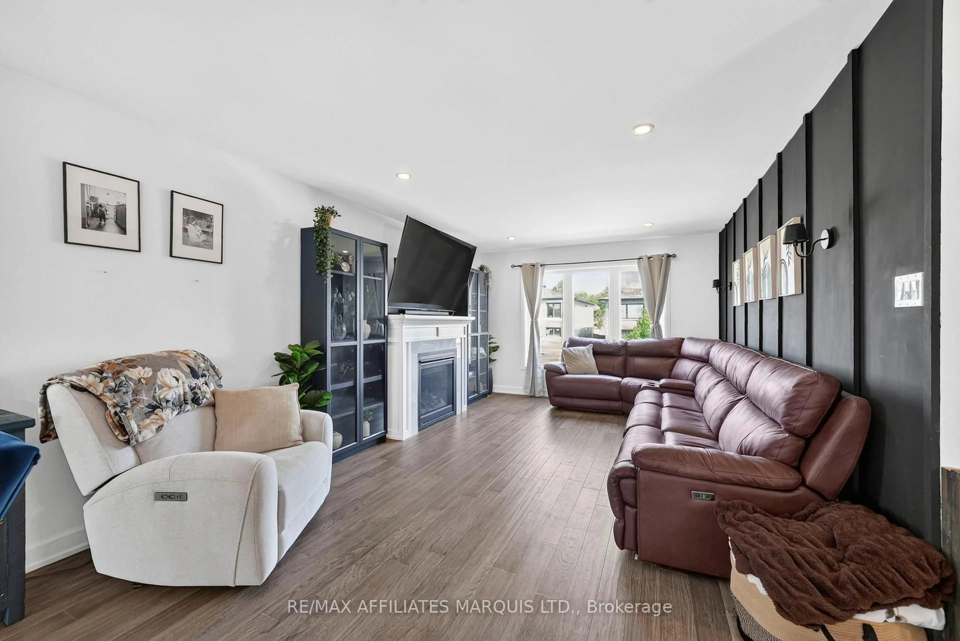 Living room with furniture, unknown for 183 Emily Jade Cres, Cornwall Ontario K6K 0B6