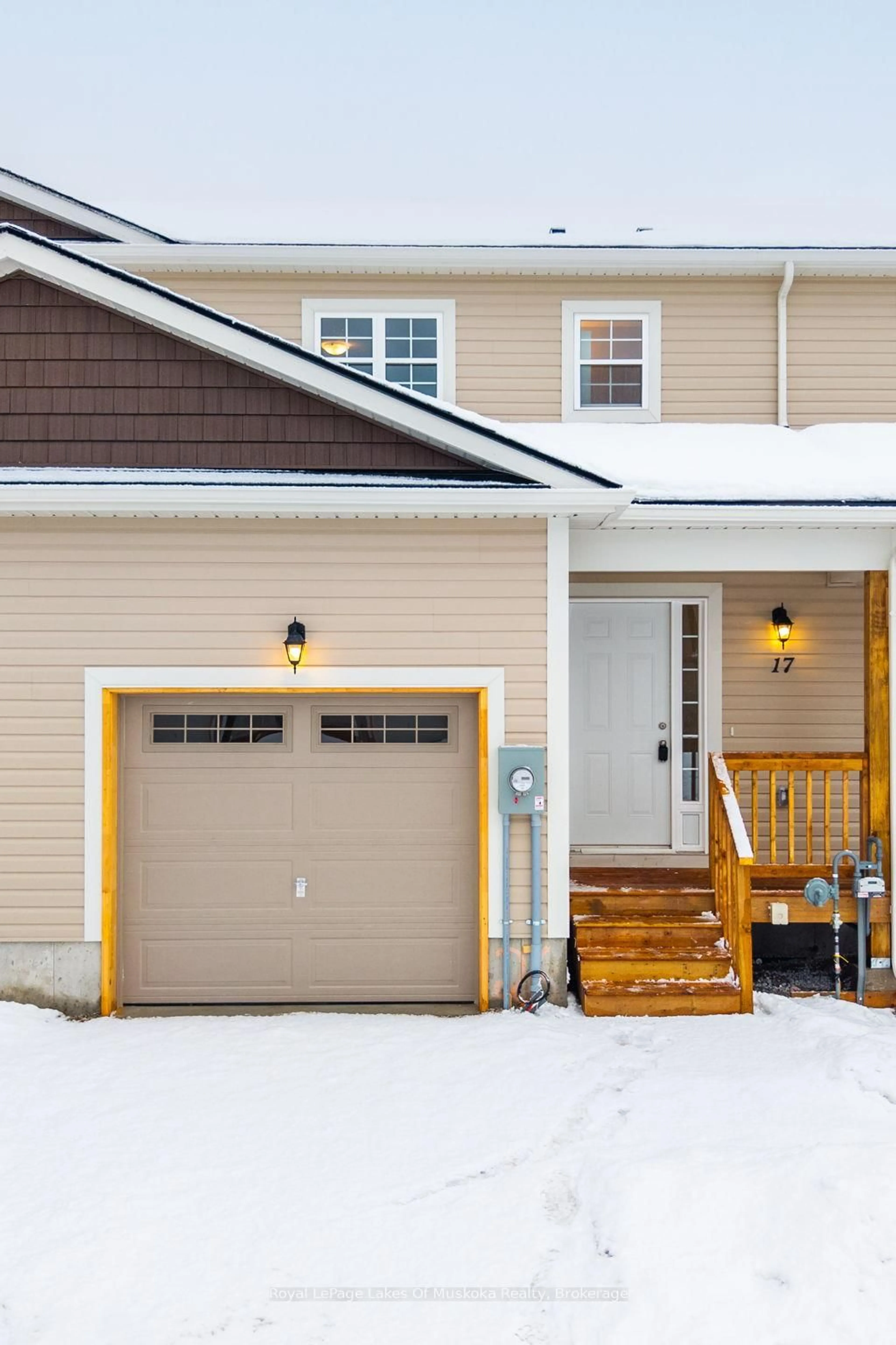 Unknown for 17 MCCONNELL Cres, Bracebridge Ontario P1L 0N7
