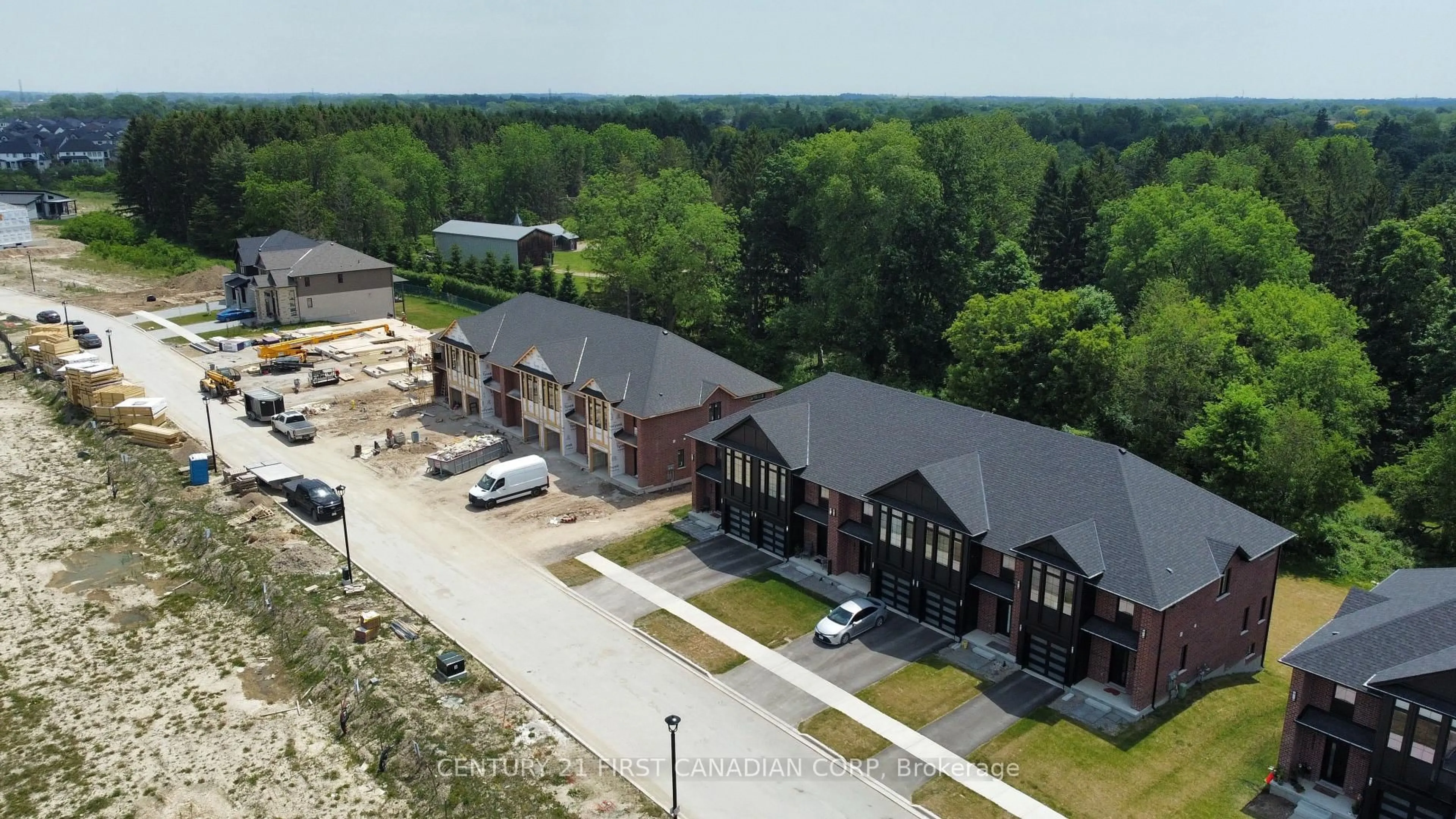 A pic from outside/outdoor area/front of a property/back of a property/a pic from drone, unknown for 6893 HEATHWOODS Ave, London South Ontario N6P 1H3