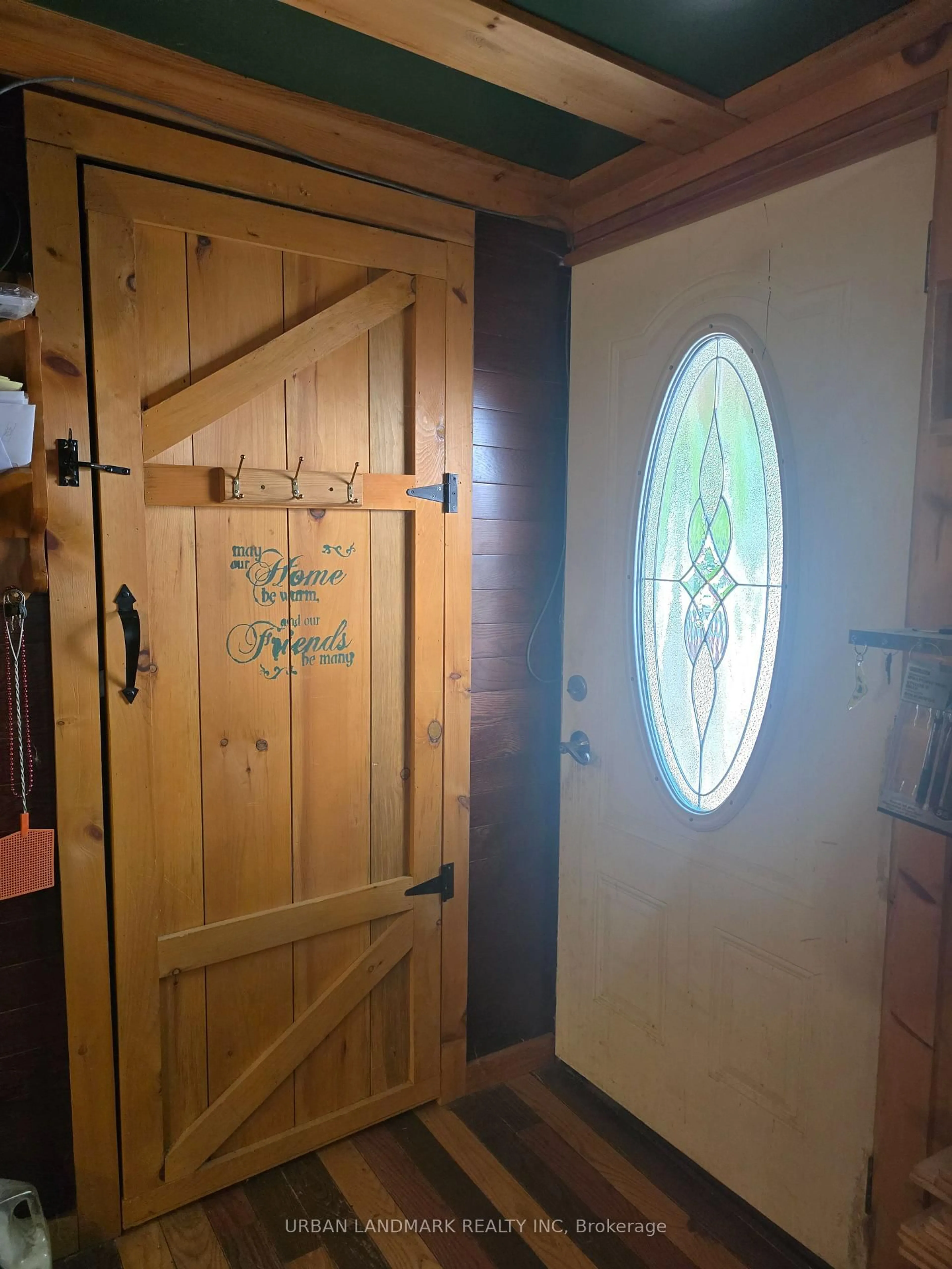 Indoor entryway for 302 Quin Mo Lac Rd #96, Madoc Ontario K0K 2K0