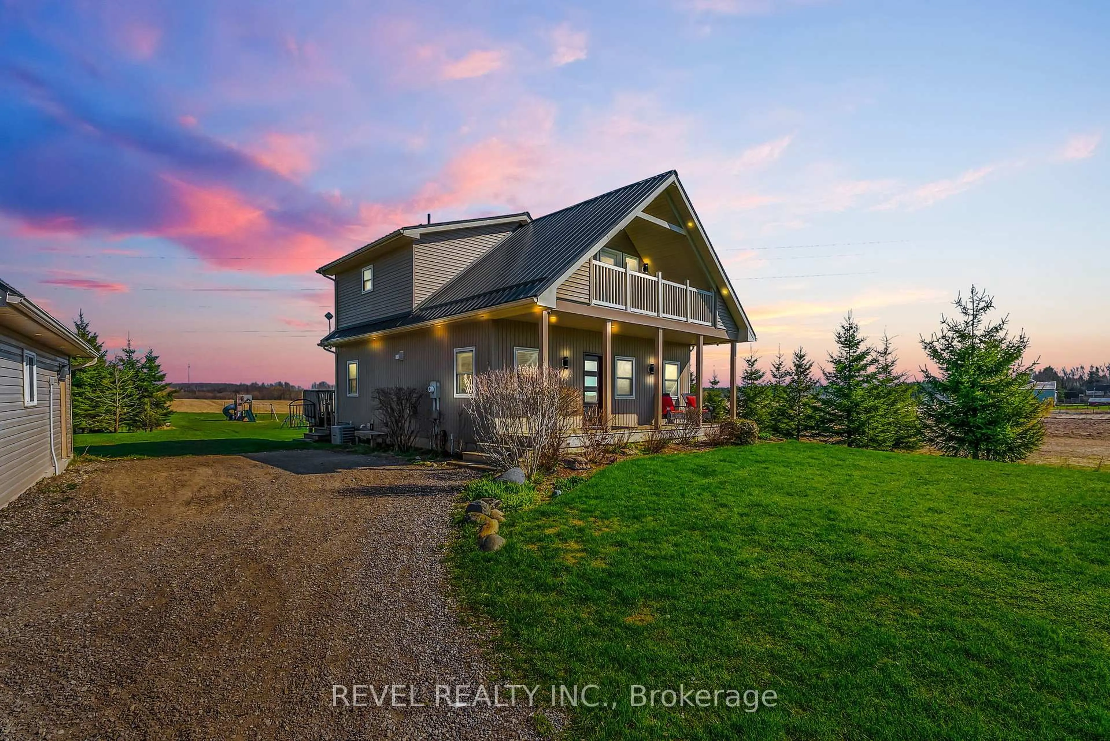 A pic from outside/outdoor area/front of a property/back of a property/a pic from drone, water/lake/river/ocean view for 343071 Fifteenth Sdrd, Amaranth Ontario L9W 0Z5