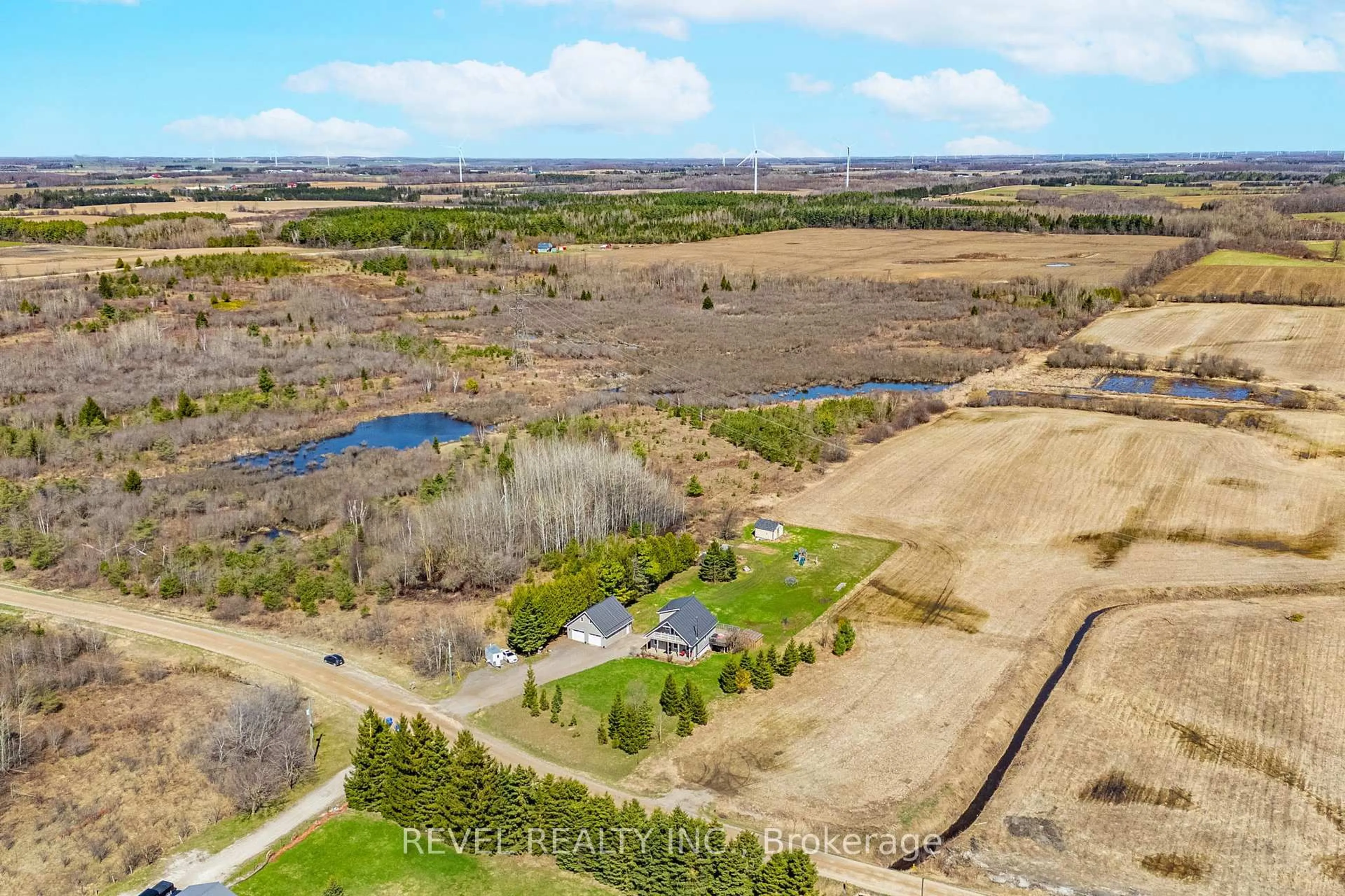 A pic from outside/outdoor area/front of a property/back of a property/a pic from drone, water/lake/river/ocean view for 343071 Fifteenth Sdrd, Amaranth Ontario L9W 0Z5