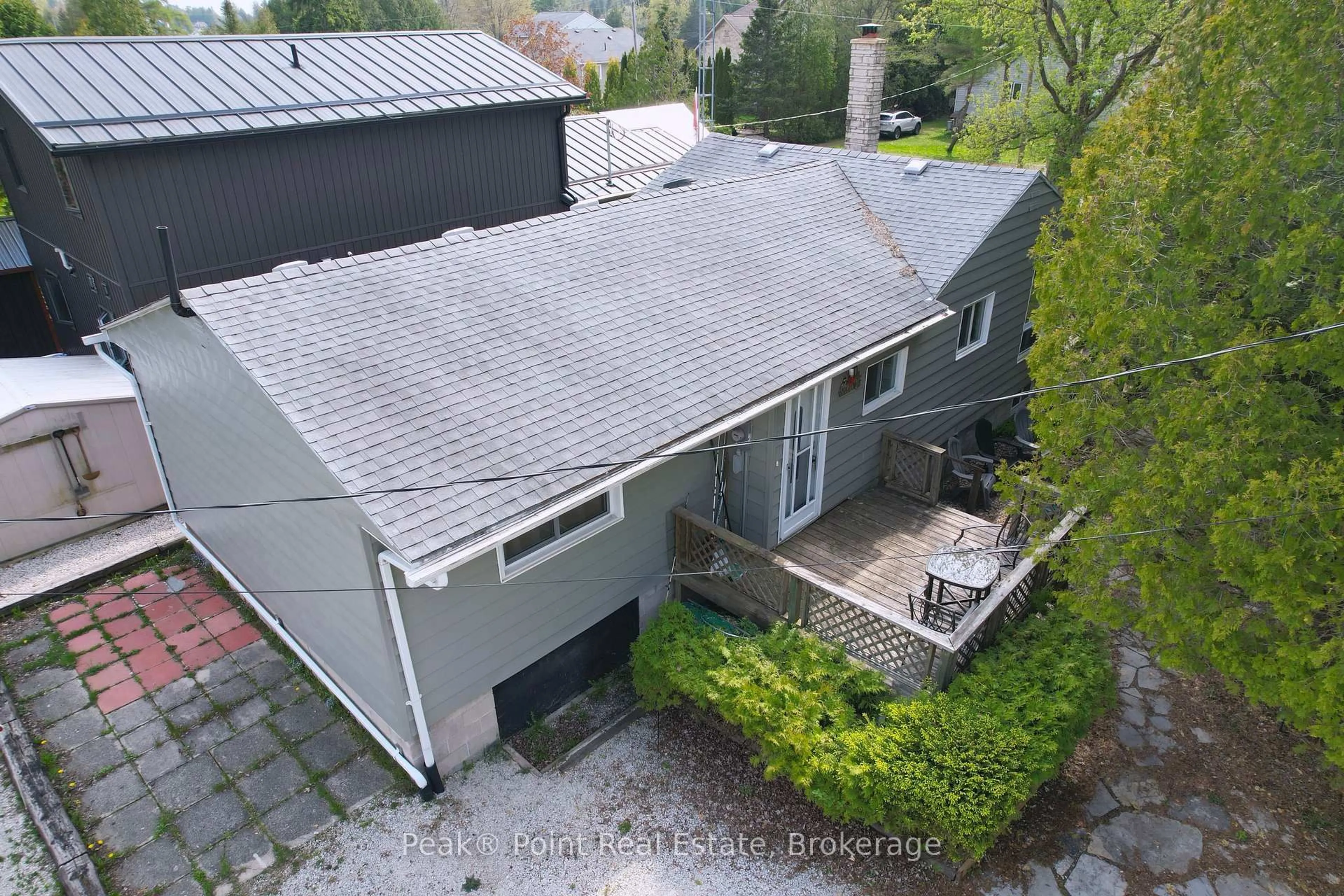 A pic from outside/outdoor area/front of a property/back of a property/a pic from drone, street for 55 Marina Ave, South Bruce Peninsula Ontario N0H 2G0