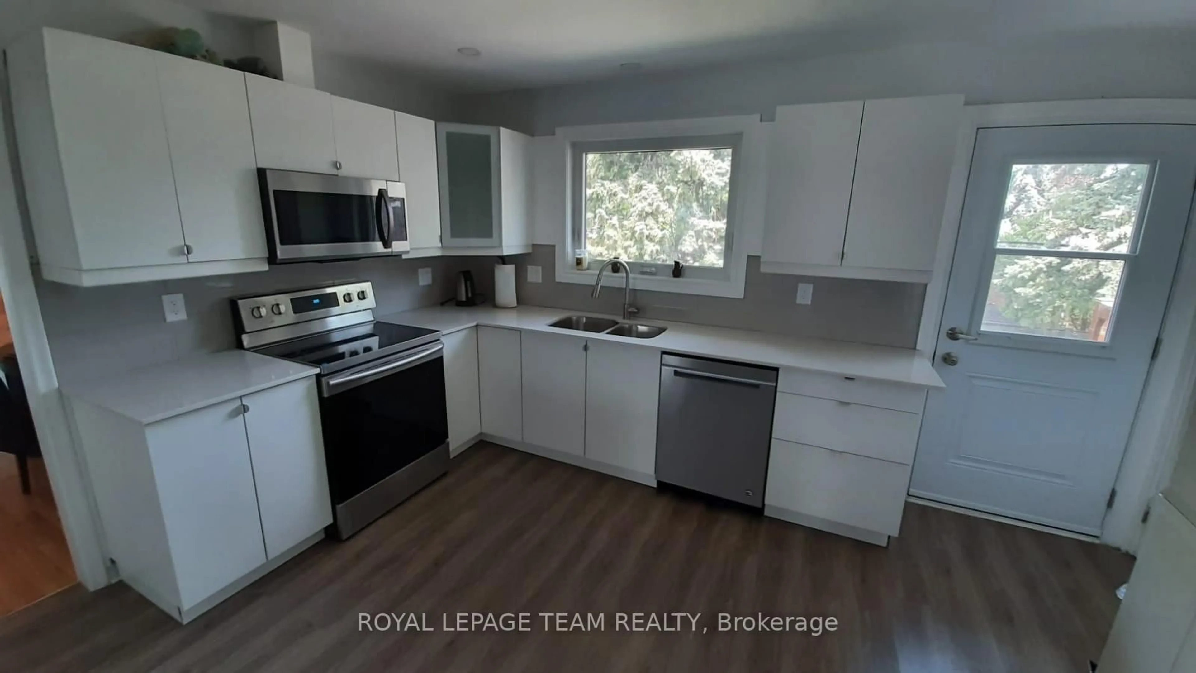 Unknown for 1015 Pinecrest Rd, Ottawa Ontario K2B 6B6