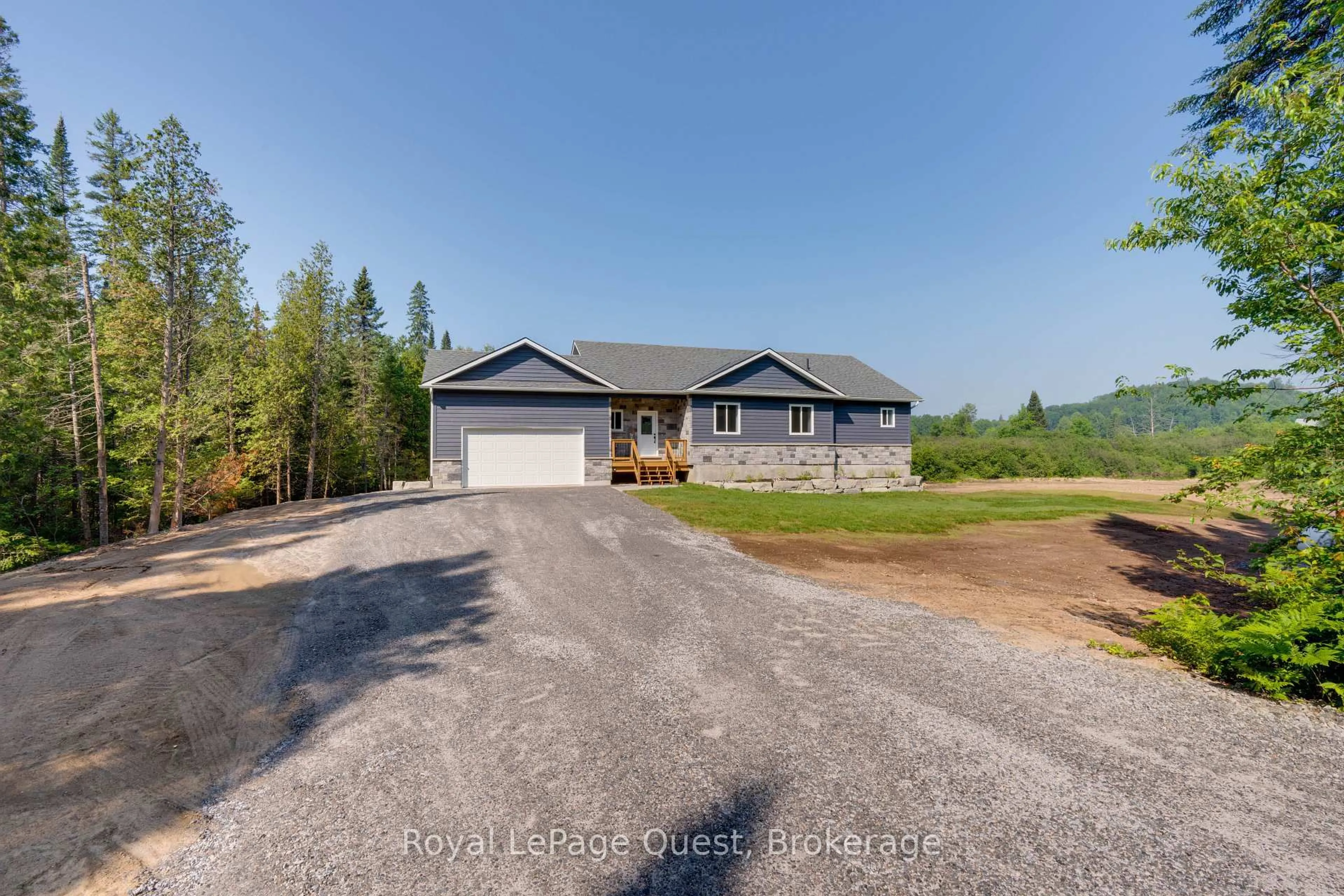 A pic from outside/outdoor area/front of a property/back of a property/a pic from drone, unknown for 4400 518 Highway East, Kearney Ontario P0A 1M0
