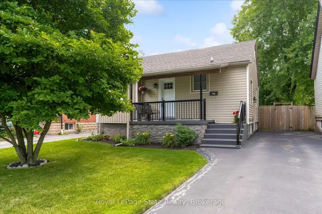 722 Burgess Ave, Hamilton 4
