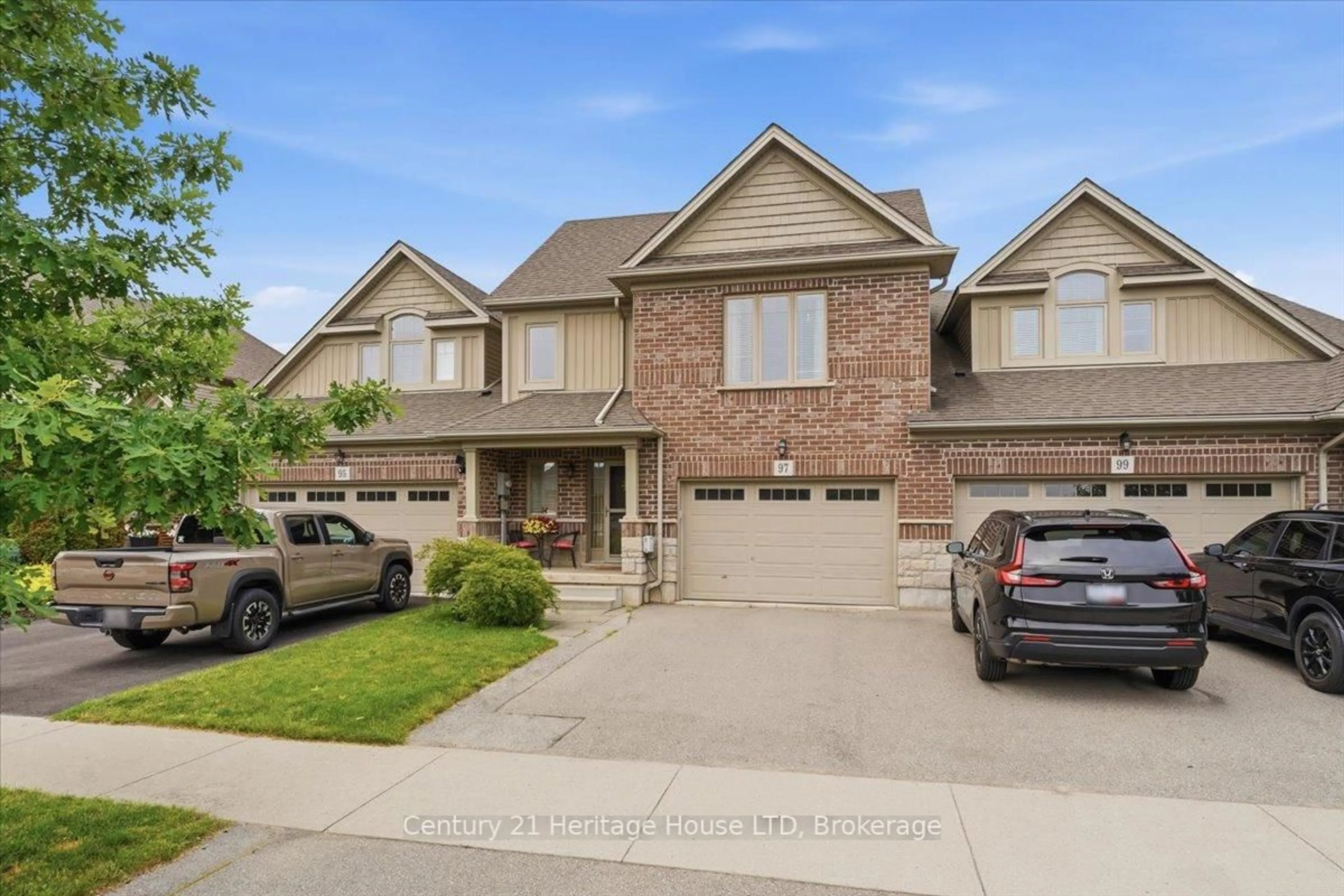 Home with brick exterior material, street for 97 Abbott Pl, Pelham Ontario L0S 1E5