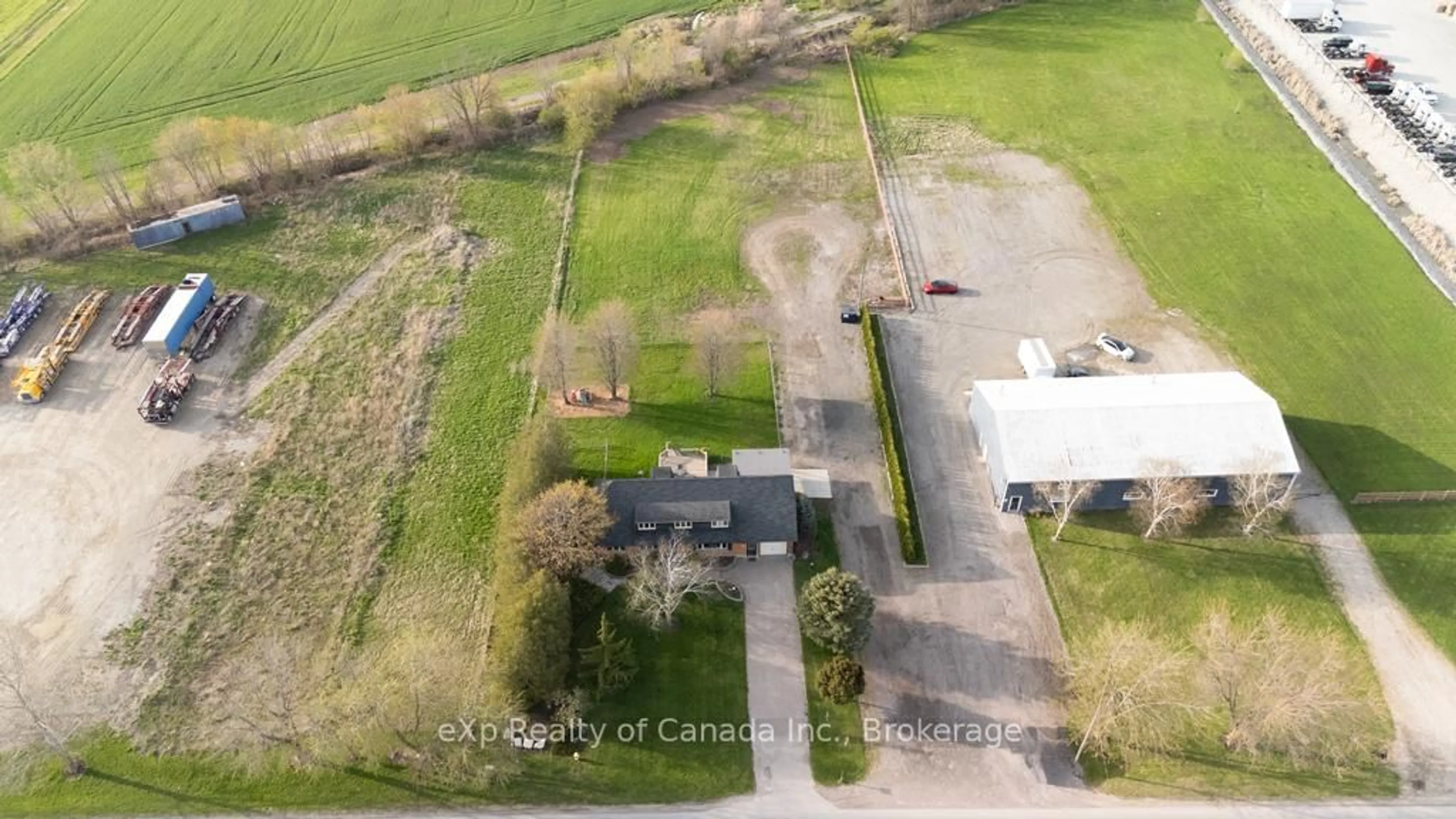 A pic from outside/outdoor area/front of a property/back of a property/a pic from drone, street for 285687 Airport Rd, Norwich Ontario N0J 1P0
