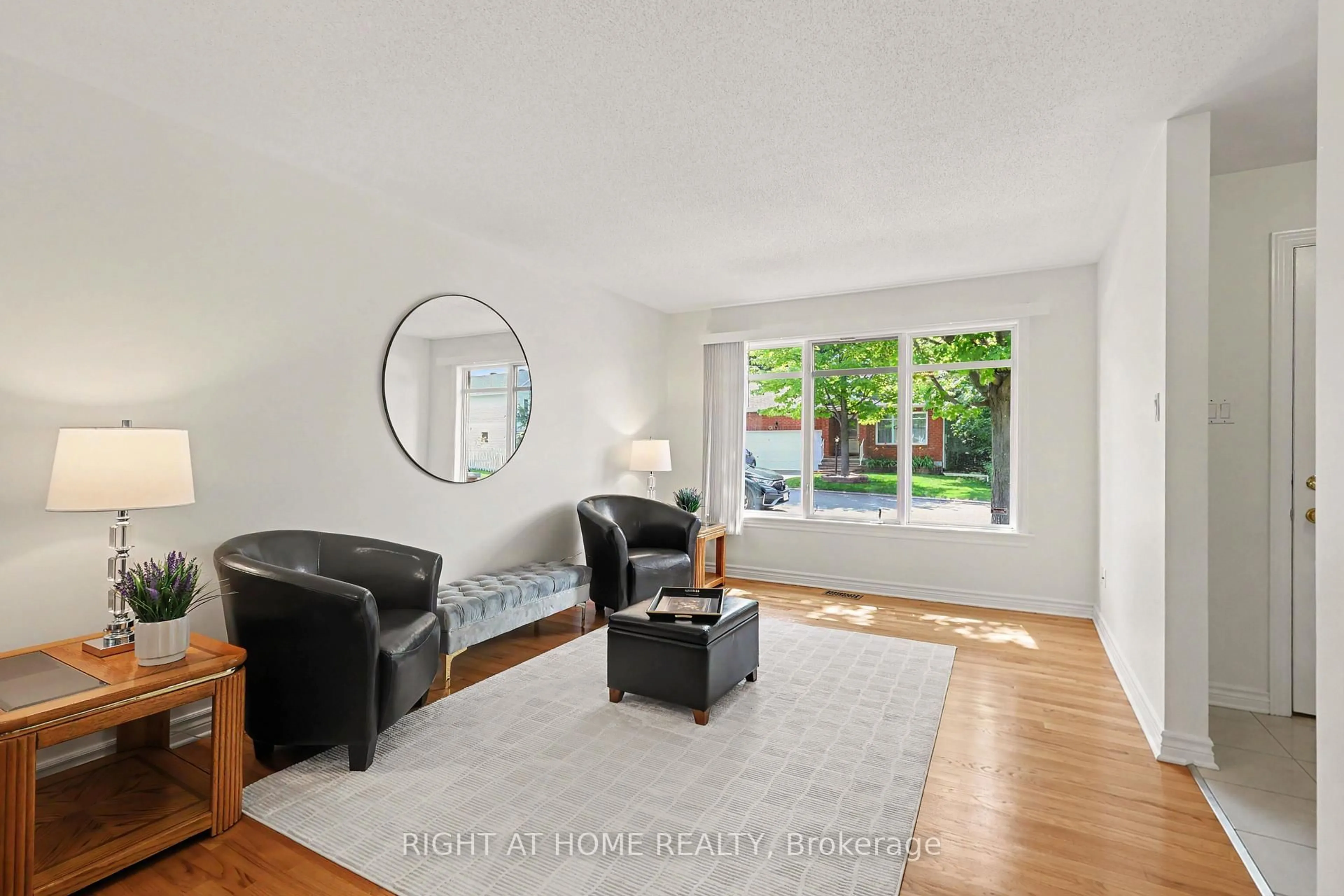 Living room with furniture, unknown for 54 Fieldcrest Ave, Ottawa Ontario K2J 4Y8