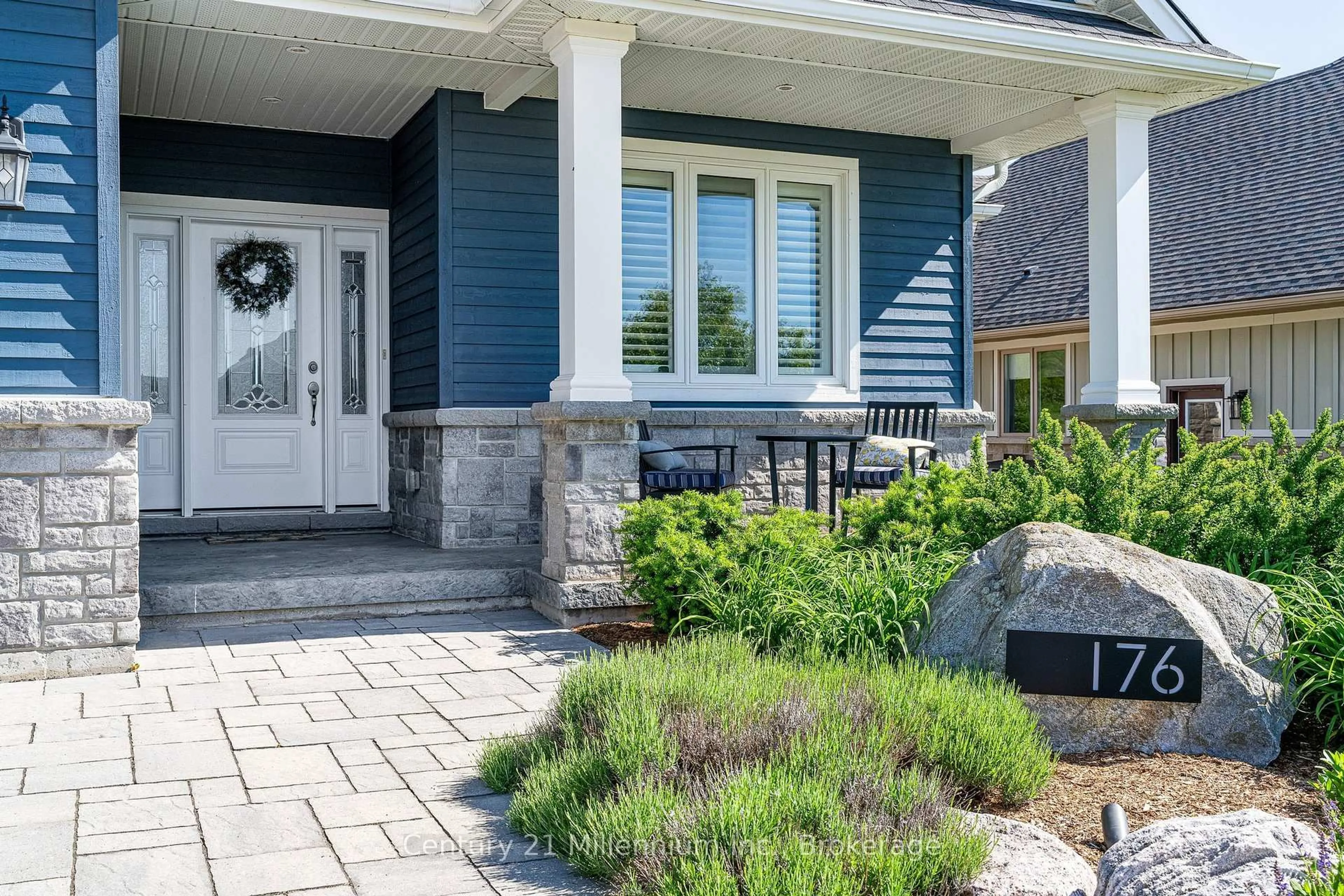 Unknown for 176 Cobble Beach Dr, Georgian Bluffs Ontario N0H 1S0