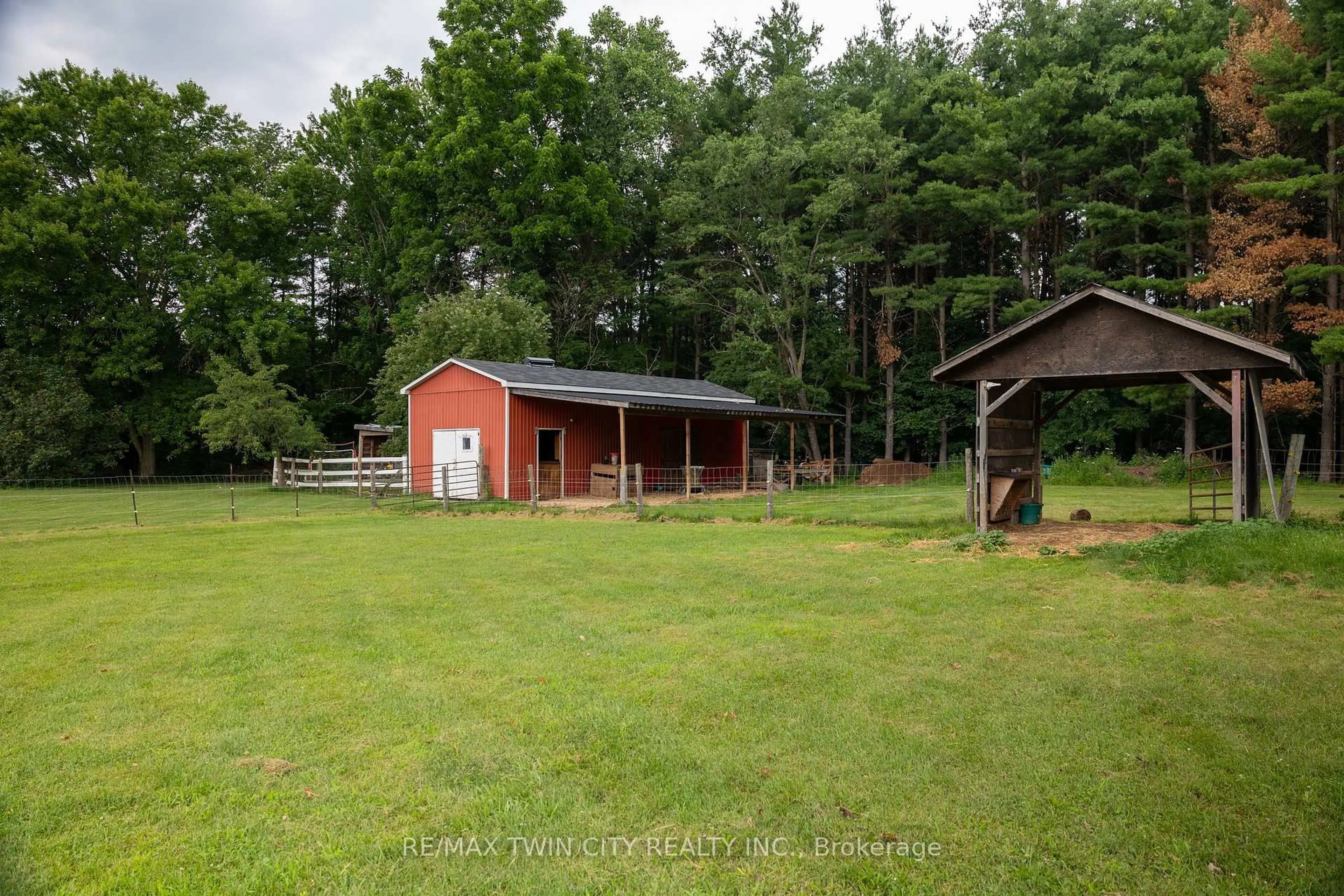 Shed for 54 FIFTH CONCESSION Rd, Brant Ontario N0E 1A0