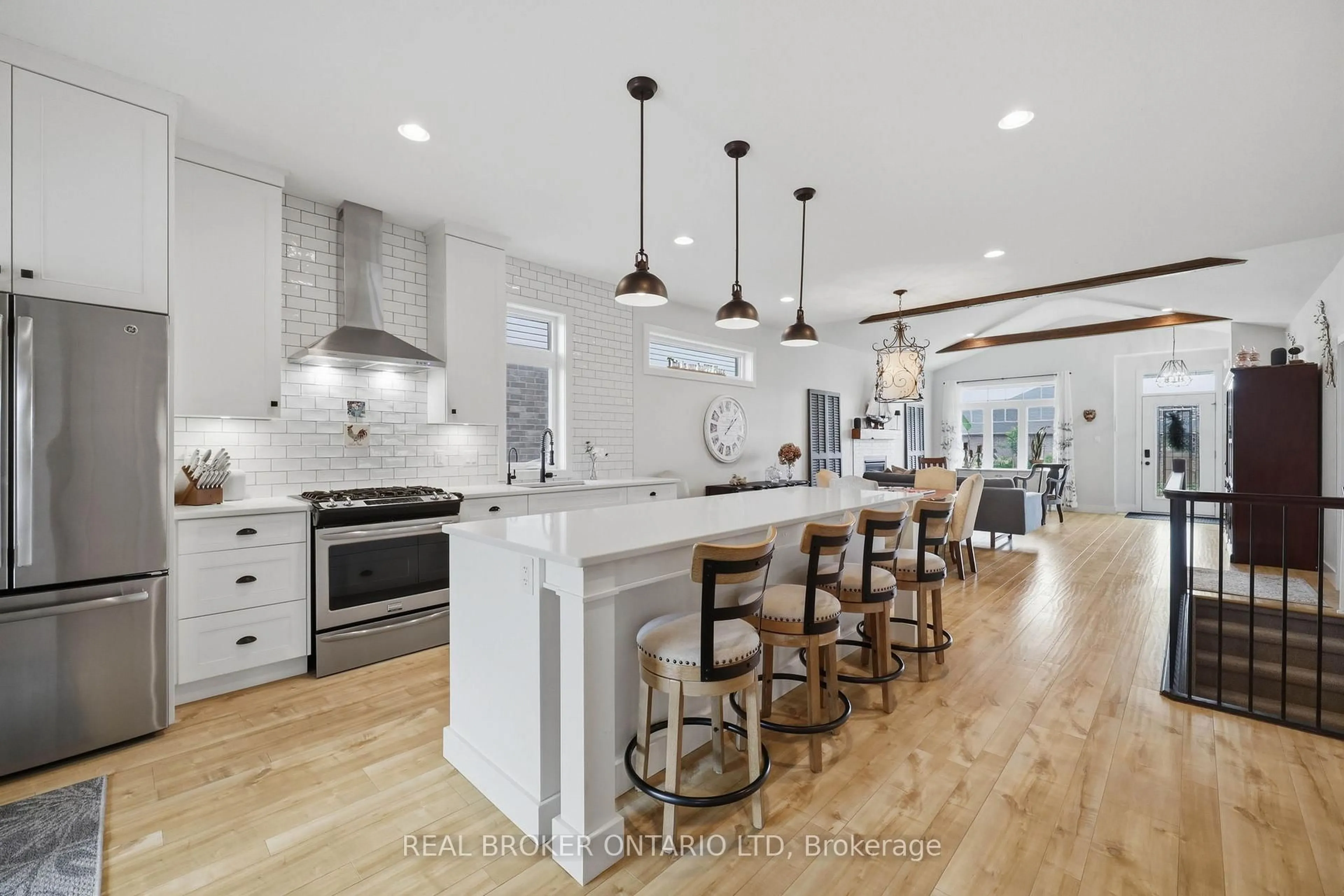 Open concept kitchen, unknown for 4 Doral Crt, St. Thomas Ontario N5R 0G3