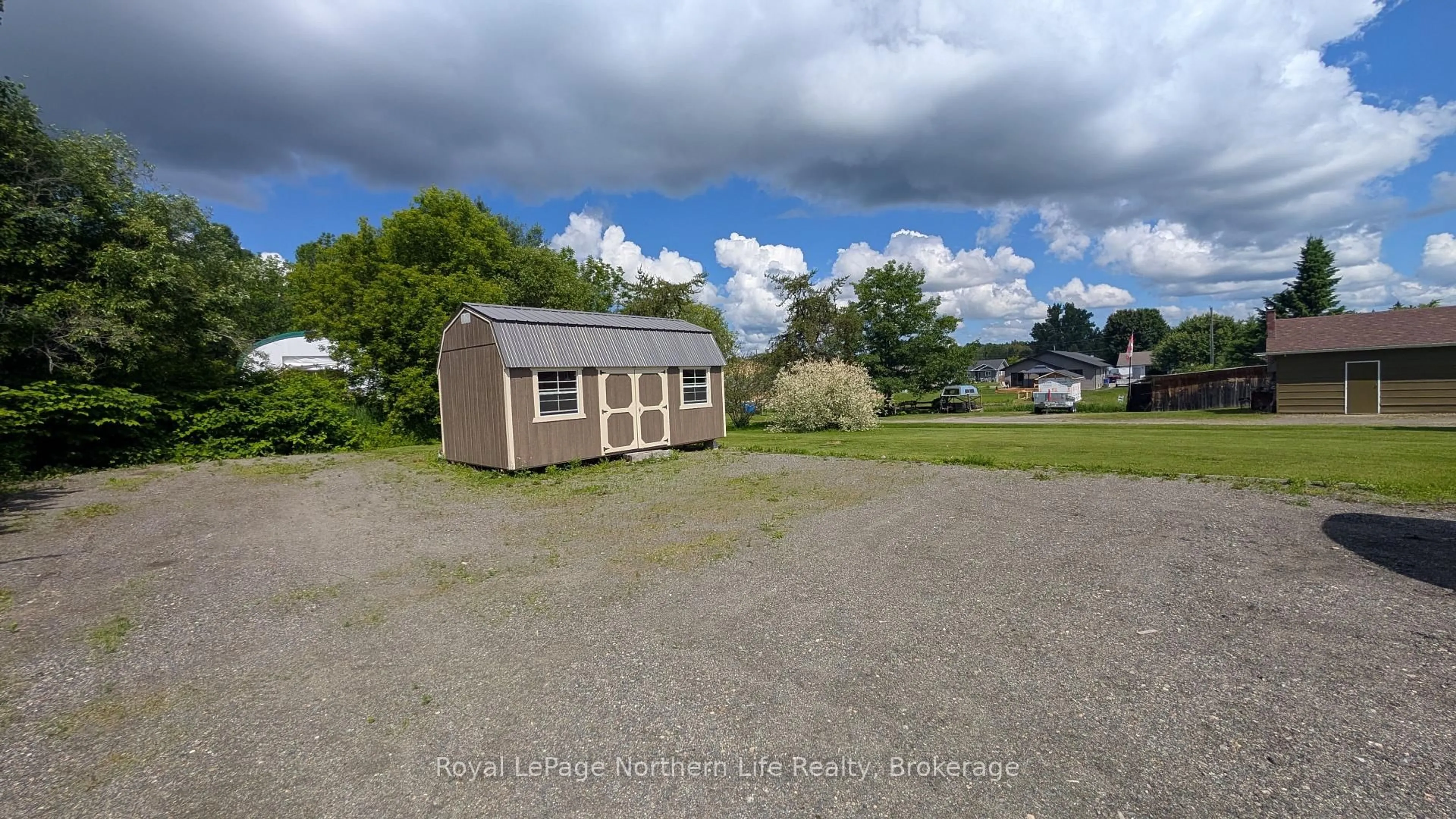 A pic from outside/outdoor area/front of a property/back of a property/a pic from drone, unknown for 289 Dovercourt Rd, West Nipissing Ontario P2B 3J2
