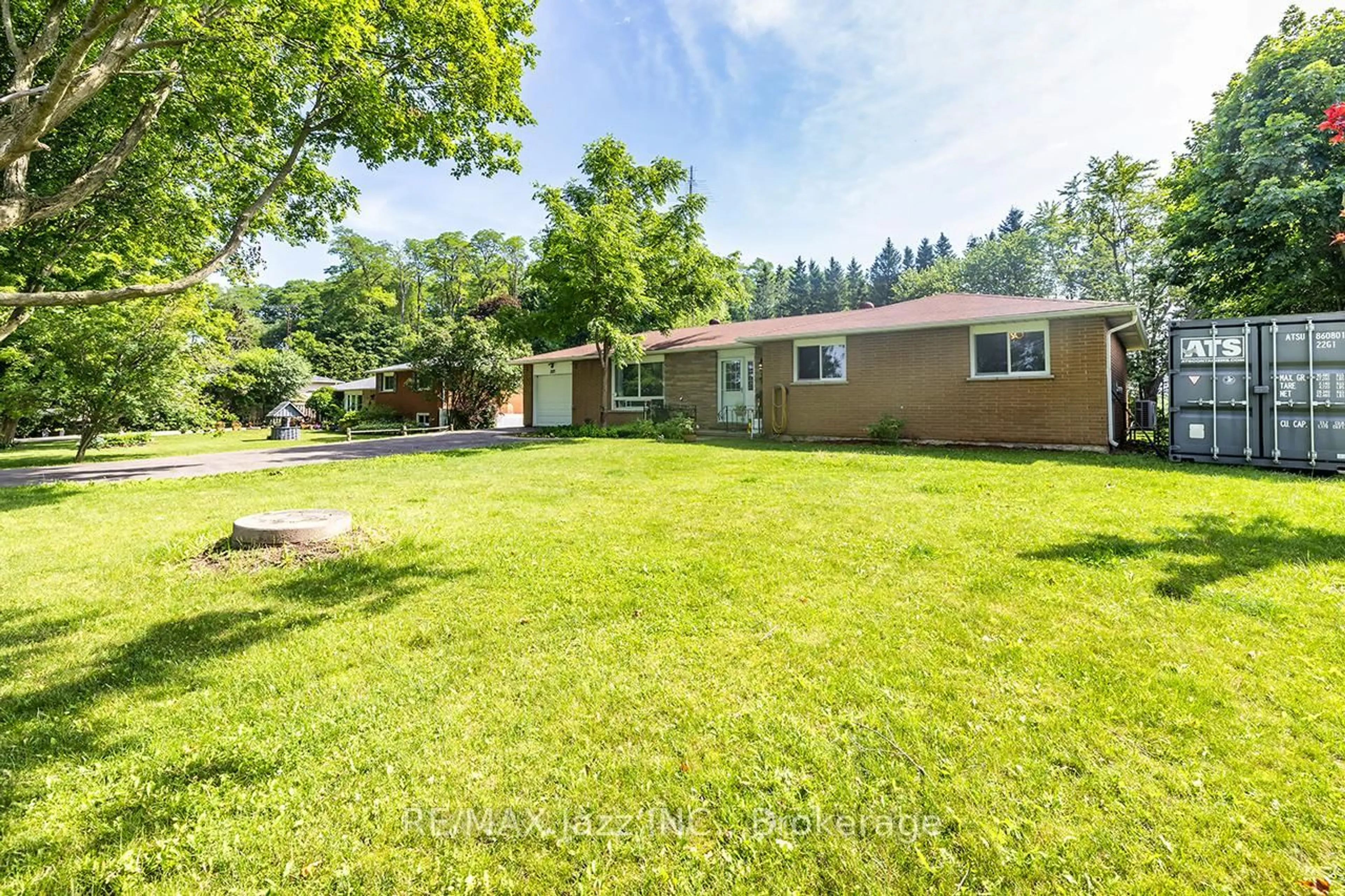 A pic from outside/outdoor area/front of a property/back of a property/a pic from drone, unknown for 3075 Zion Rd, Port Hope Ontario L1A 3V7