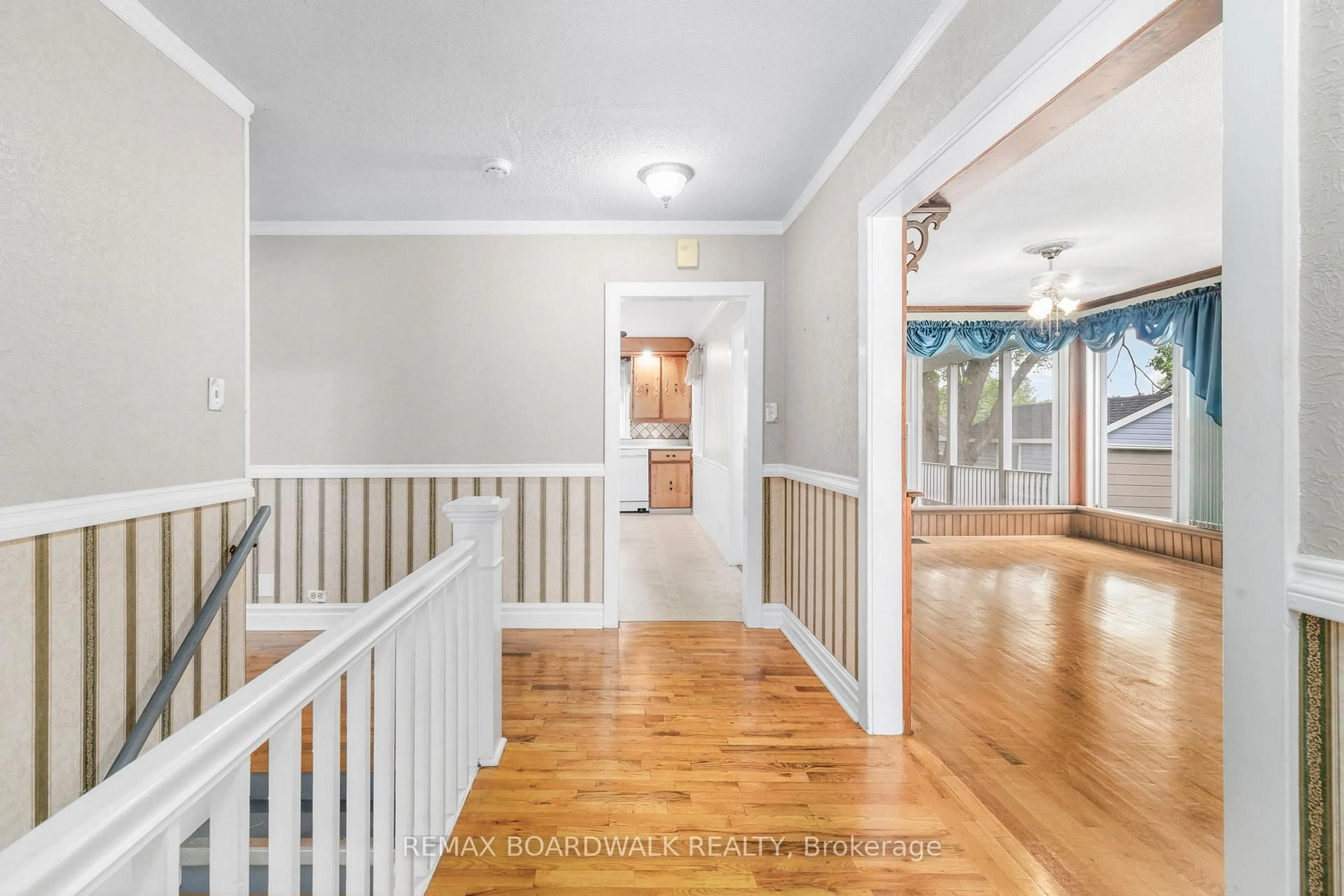 Indoor entryway for 2377 Ramsay Conc 7B Rd, Almonte Ontario K0A 1A0