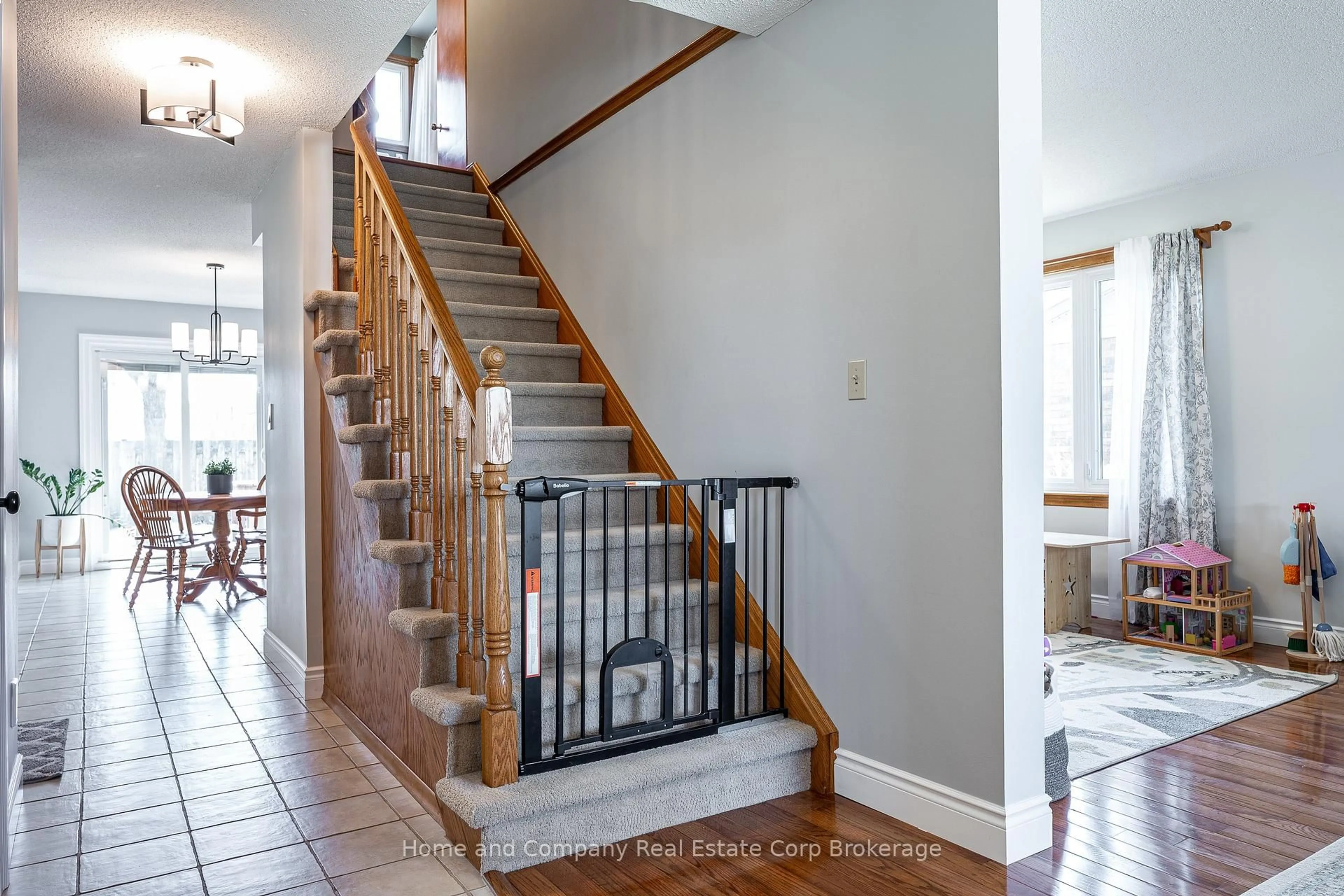 Unknown for 43 Mcgregor St, Stratford Ontario N4Z 1G5